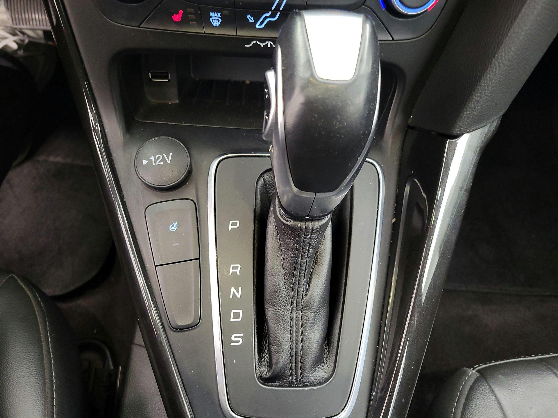 Thumbnail: 2018 Ford Focus - 17