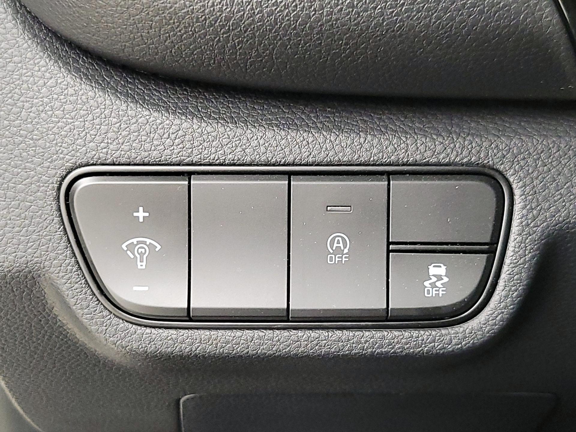 Thumbnail: 2025 Kia Seltos - 13