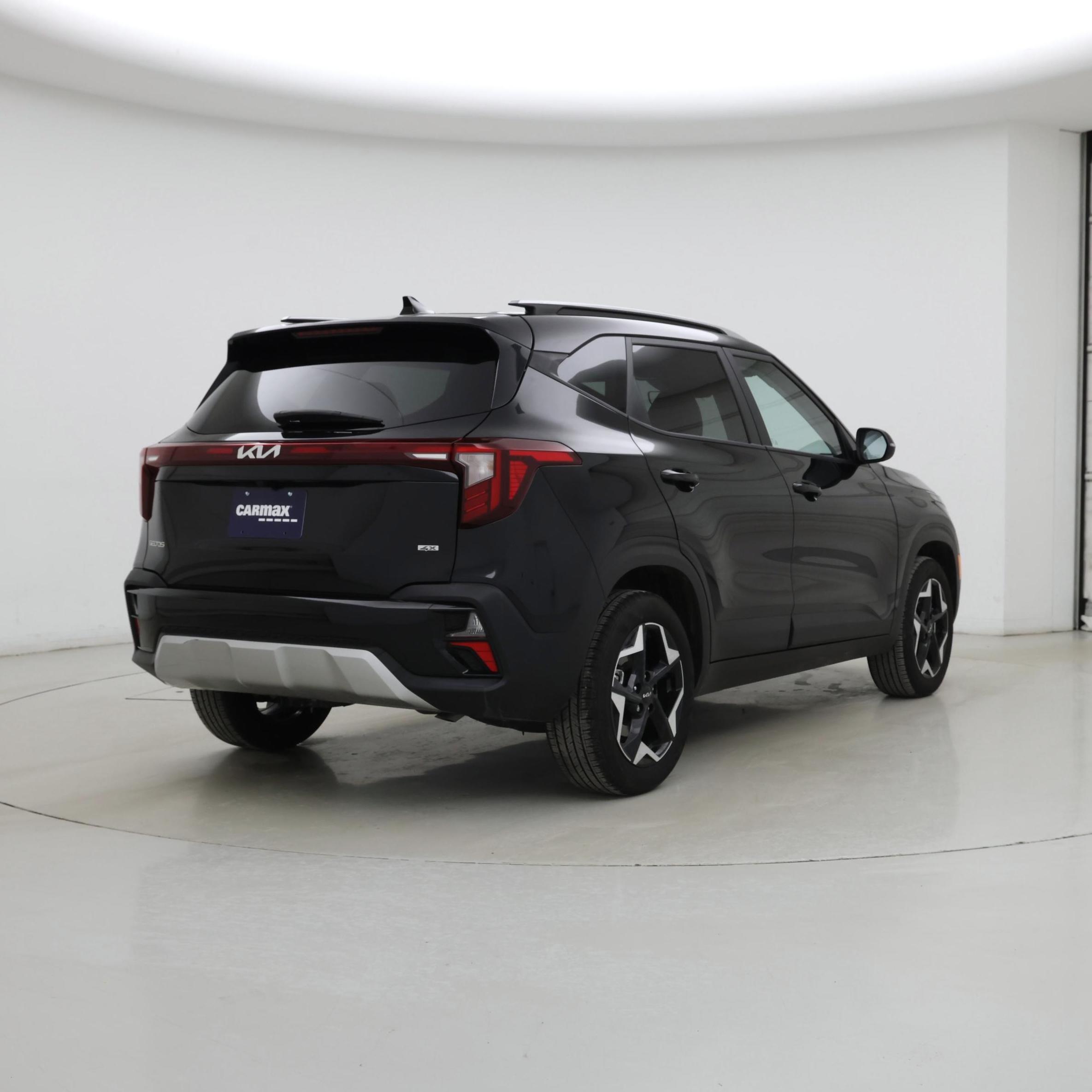 Thumbnail: 2025 Kia Seltos - 8