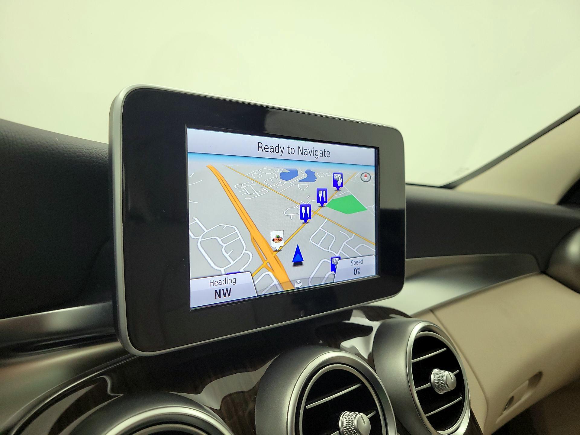 Thumbnail: 2015 Mercedes-Benz C-Class - 14