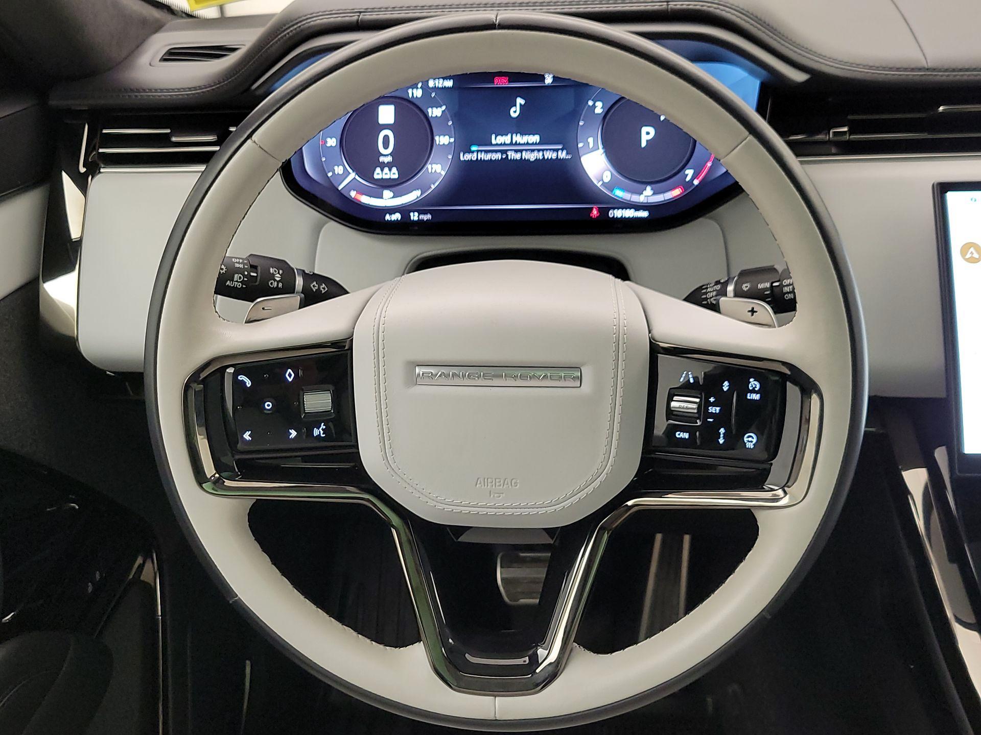 Thumbnail: 2023 Land Rover Range Rover Sport - 10