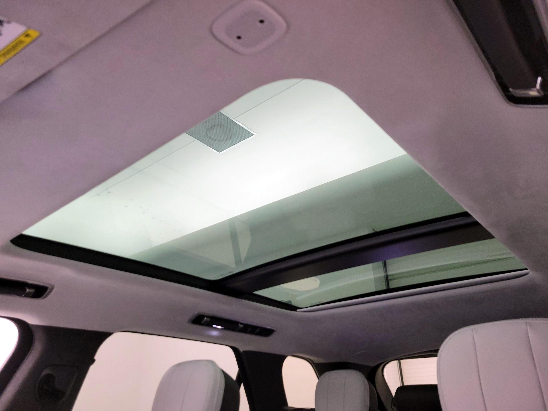 Thumbnail: 2023 Land Rover Range Rover Sport - 19
