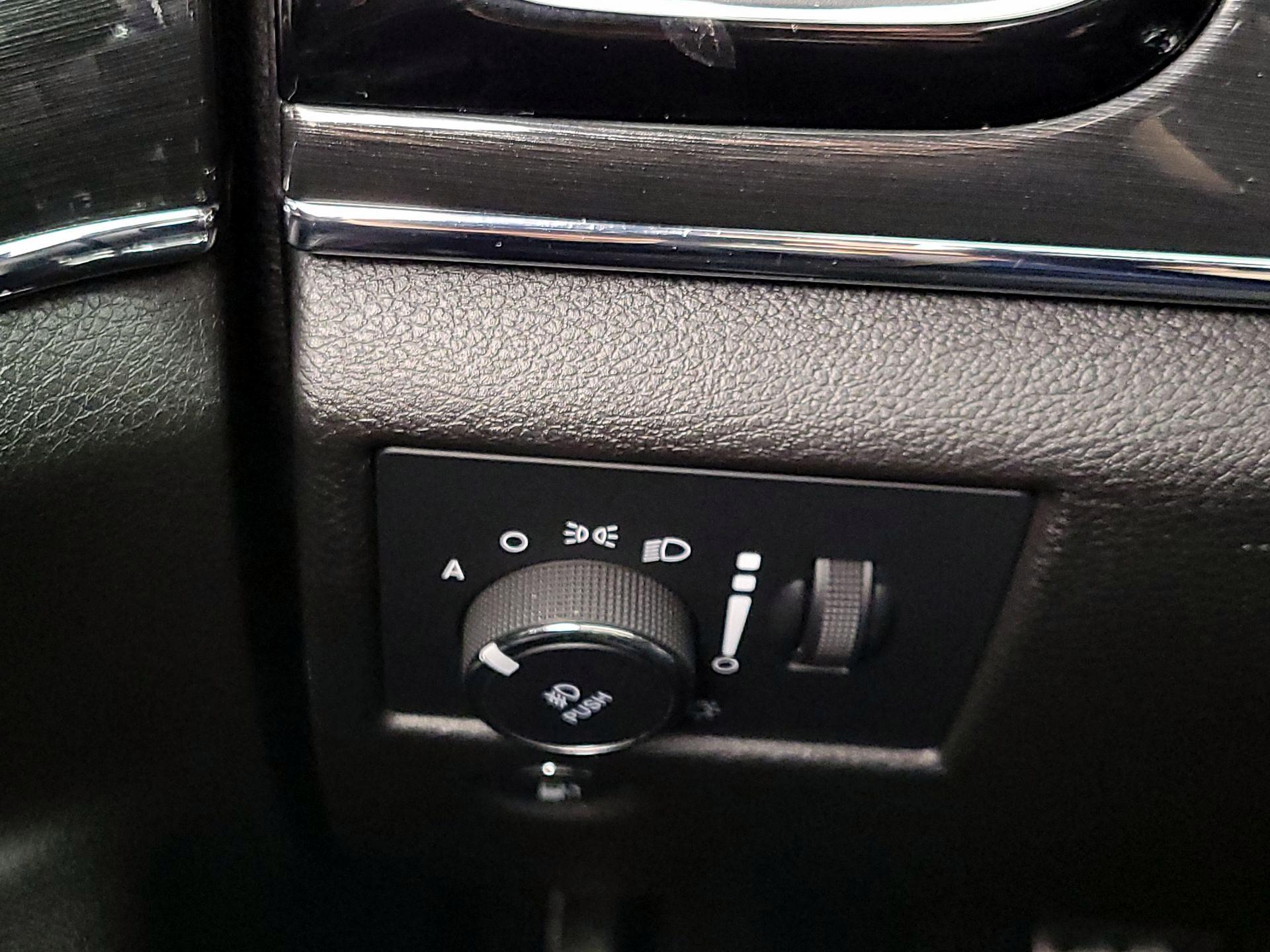 Thumbnail: 2019 Jeep Grand Cherokee - 13