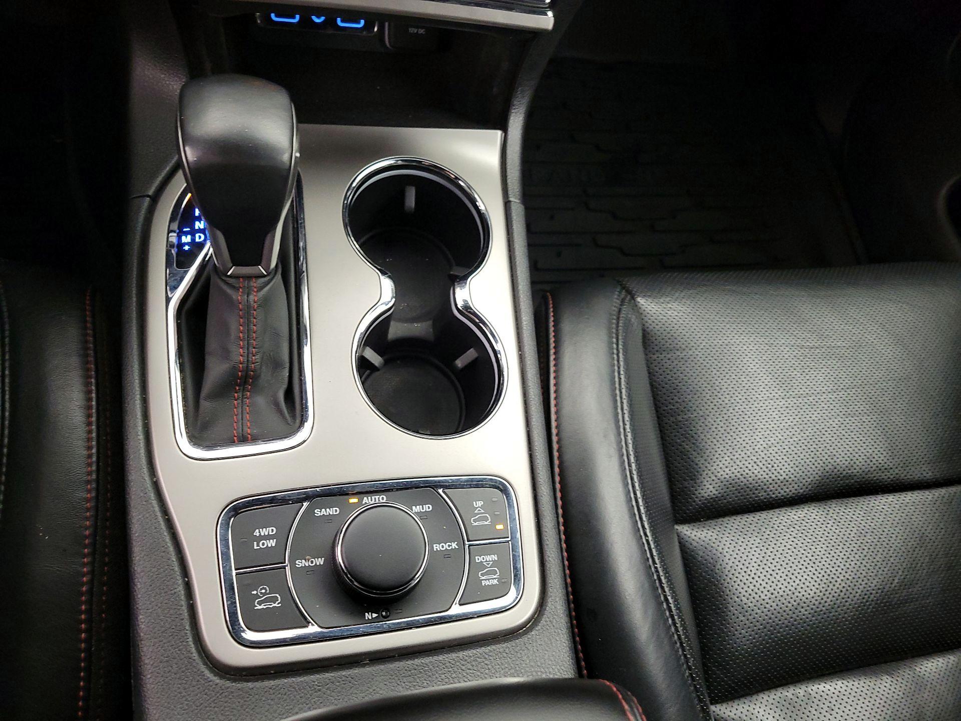 Thumbnail: 2019 Jeep Grand Cherokee - 18