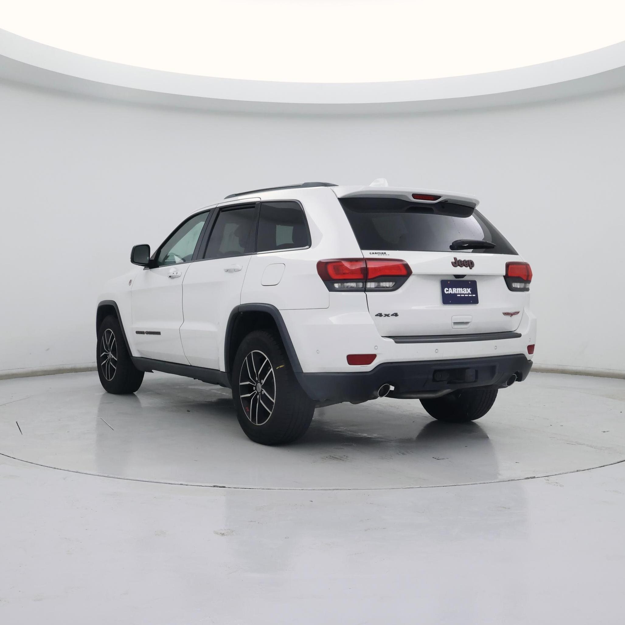 Thumbnail: 2019 Jeep Grand Cherokee - 2