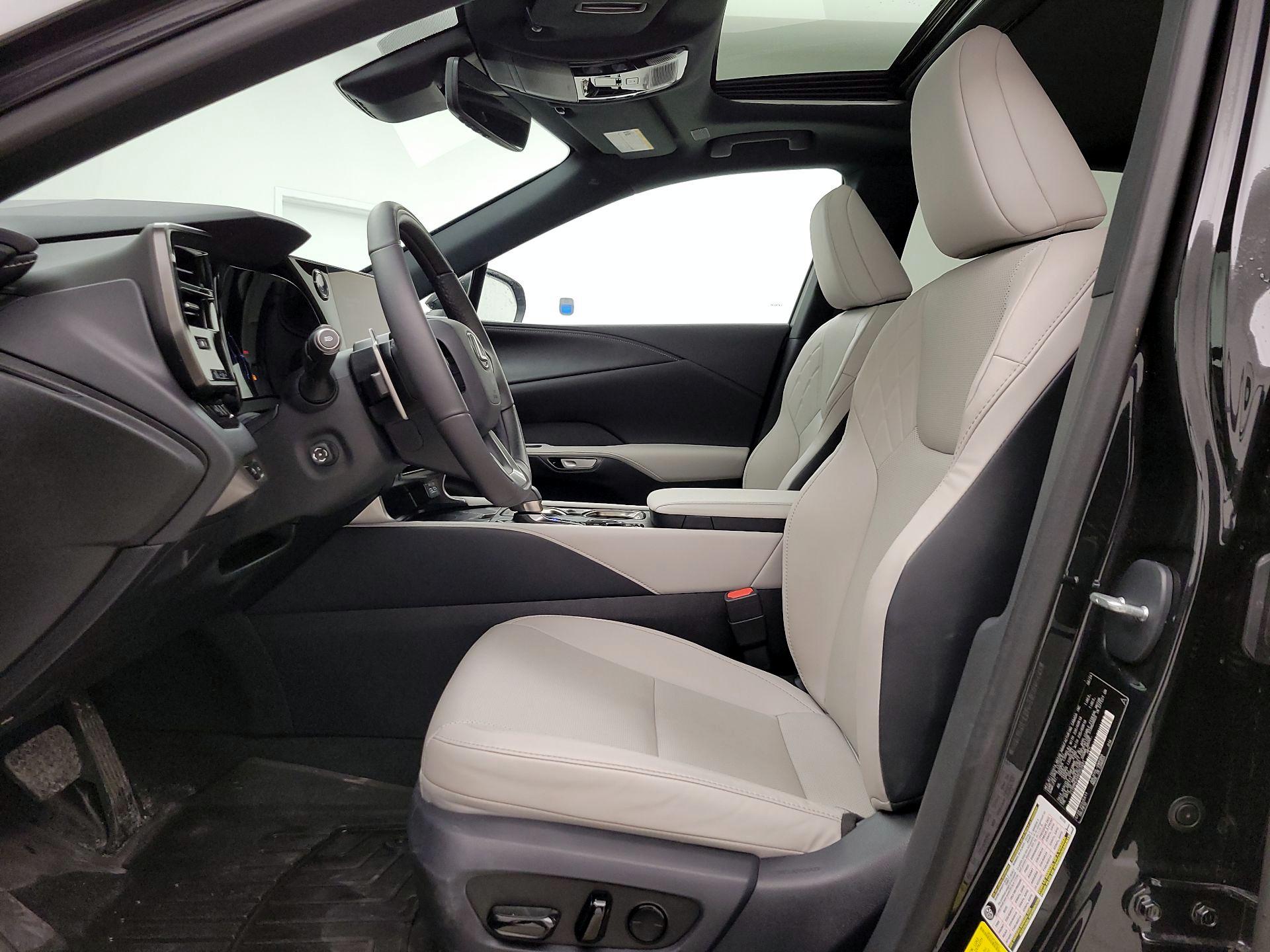 Thumbnail: 2024 Lexus RX - 11