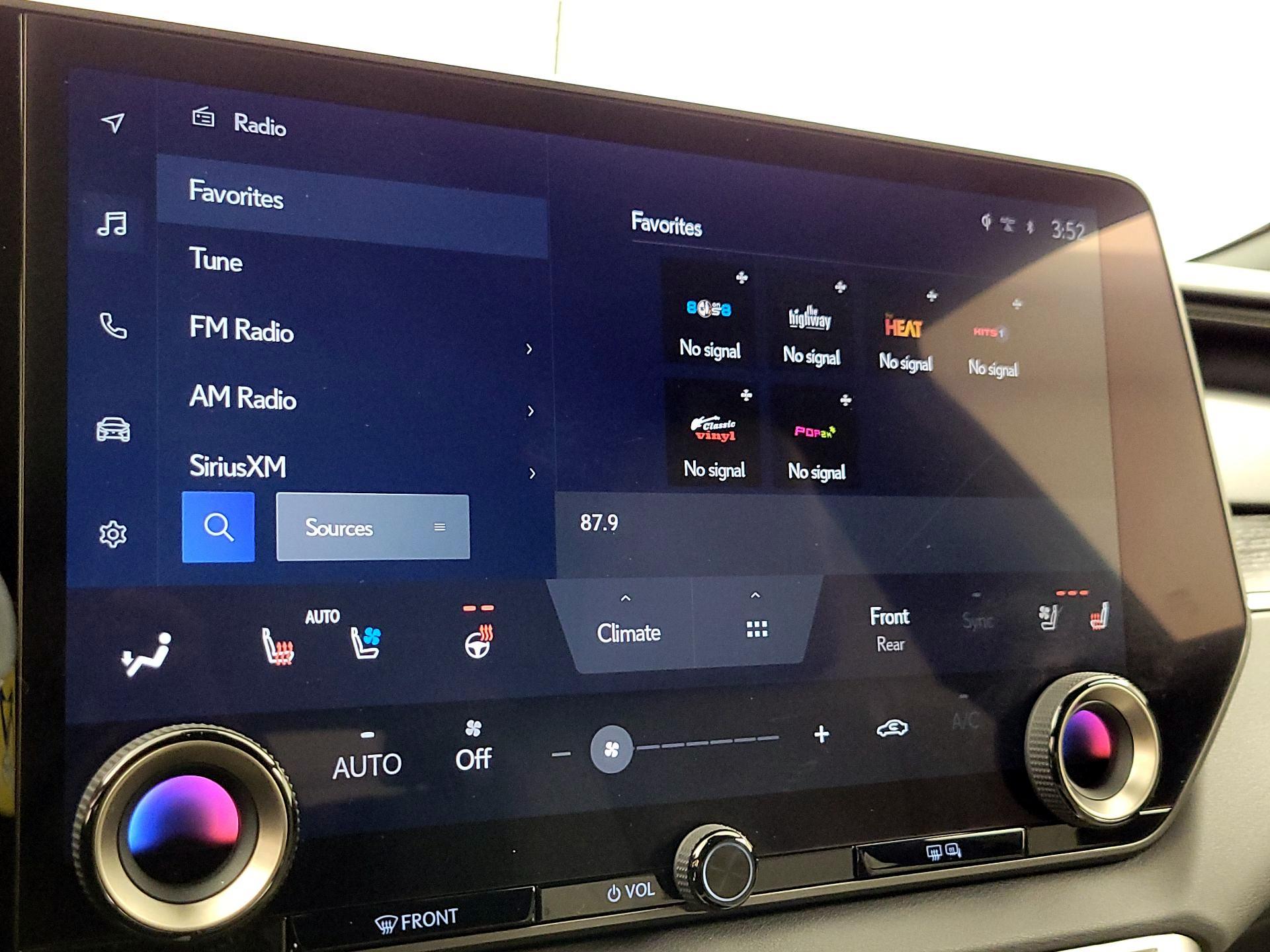 Thumbnail: 2024 Lexus RX - 15