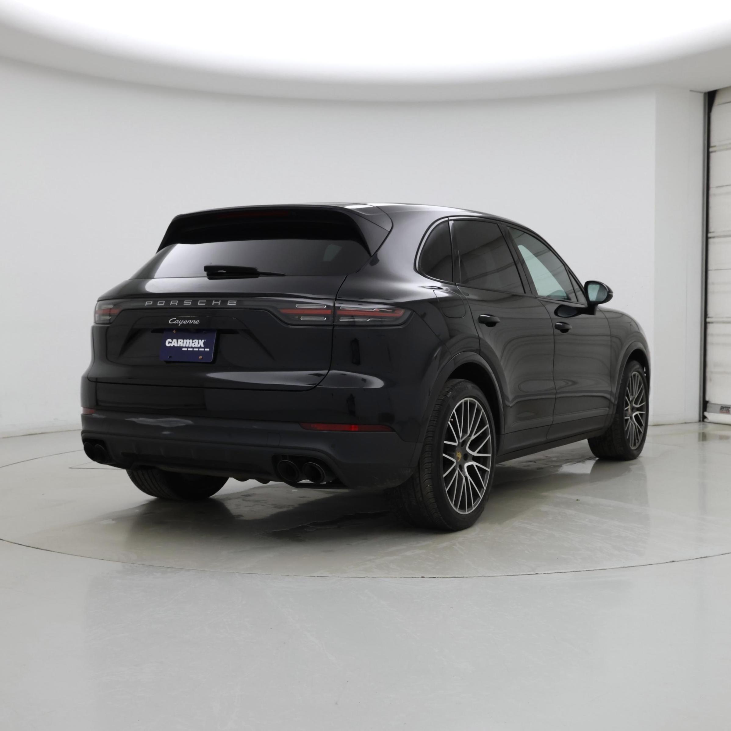Thumbnail: 2022 Porsche Cayenne - 8
