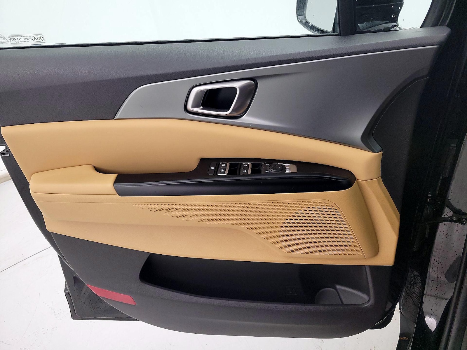 2022 Kia Carnival LX Seat Pkg - Photo 13