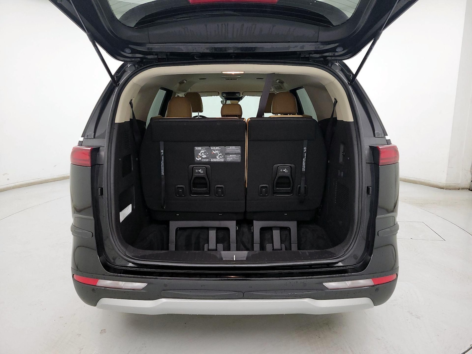 2022 Kia Carnival LX Seat Pkg - Photo 22