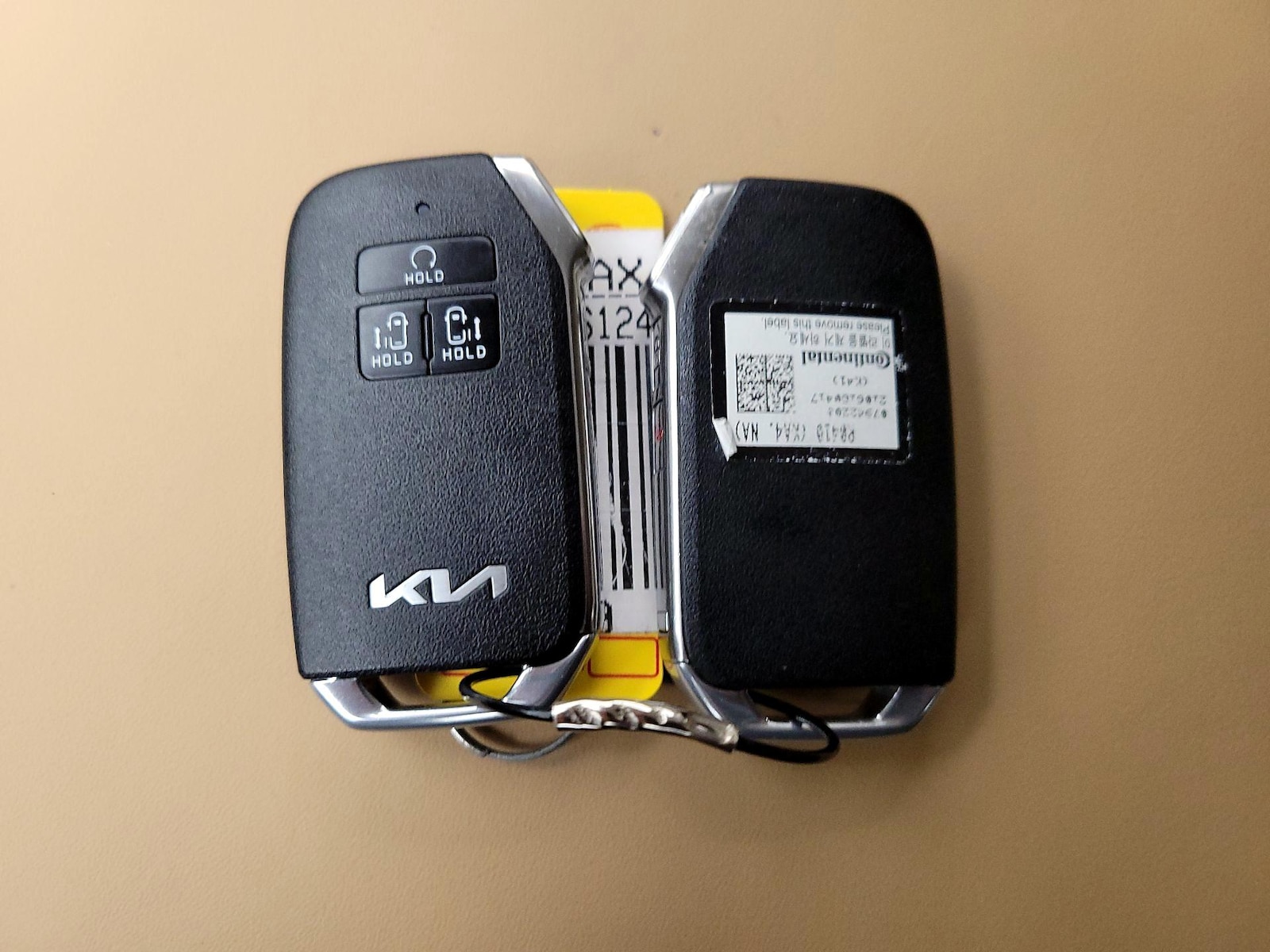 2022 Kia Carnival LX Seat Pkg - Photo 24