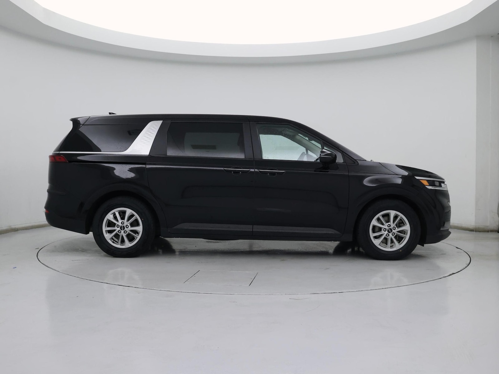2022 Kia Carnival LX Seat Pkg - Photo 8