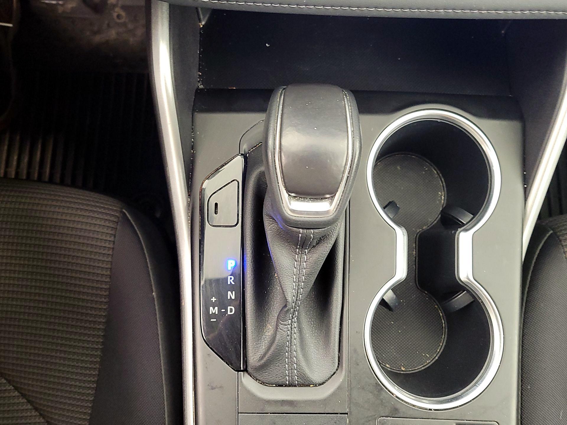 Thumbnail: 2023 Toyota Highlander - 17