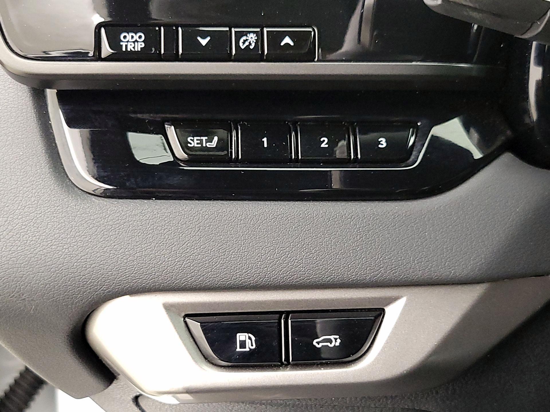 Thumbnail: 2024 Lexus RX - 13