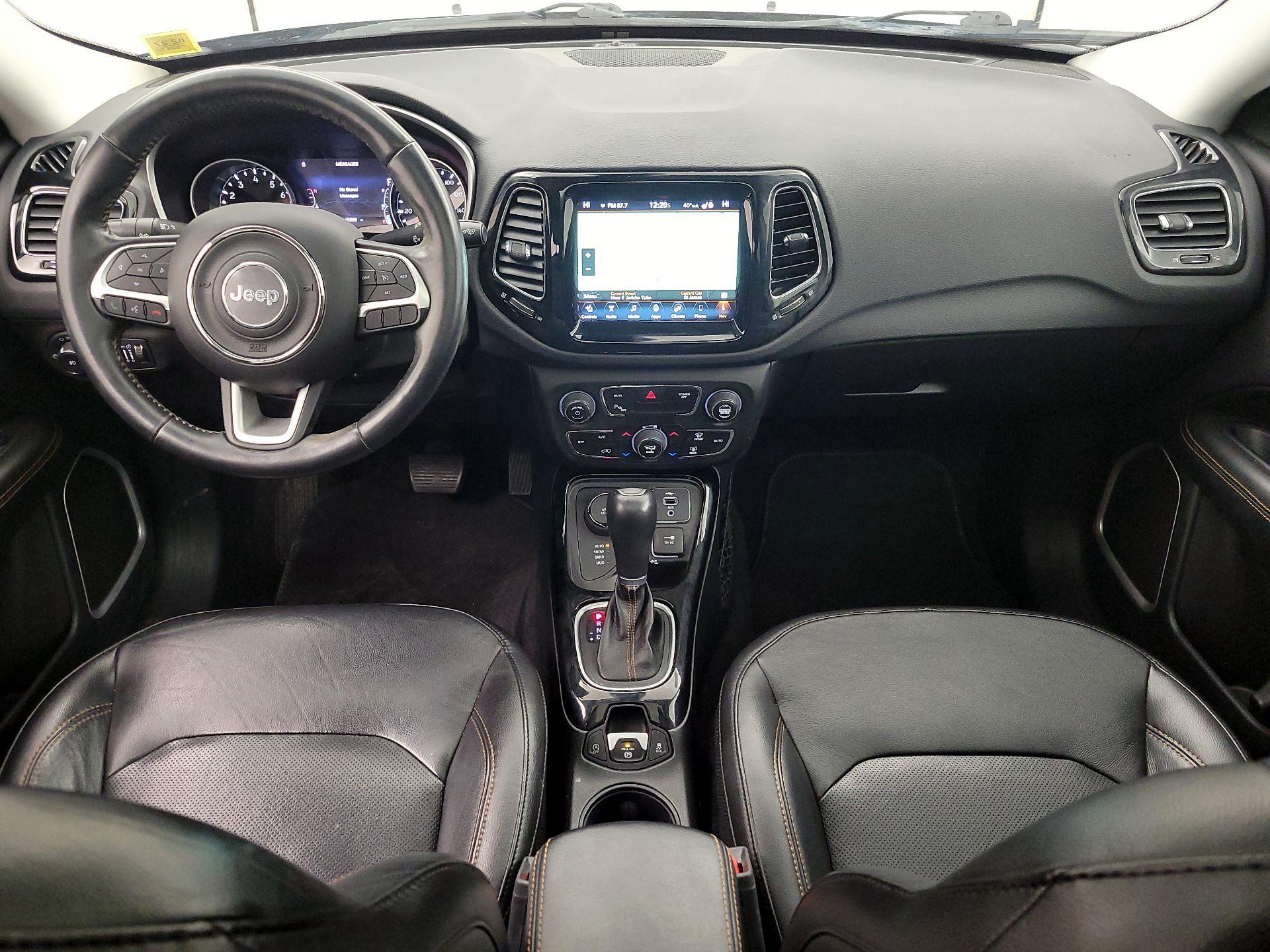 Thumbnail: 2018 Jeep Compass - 9