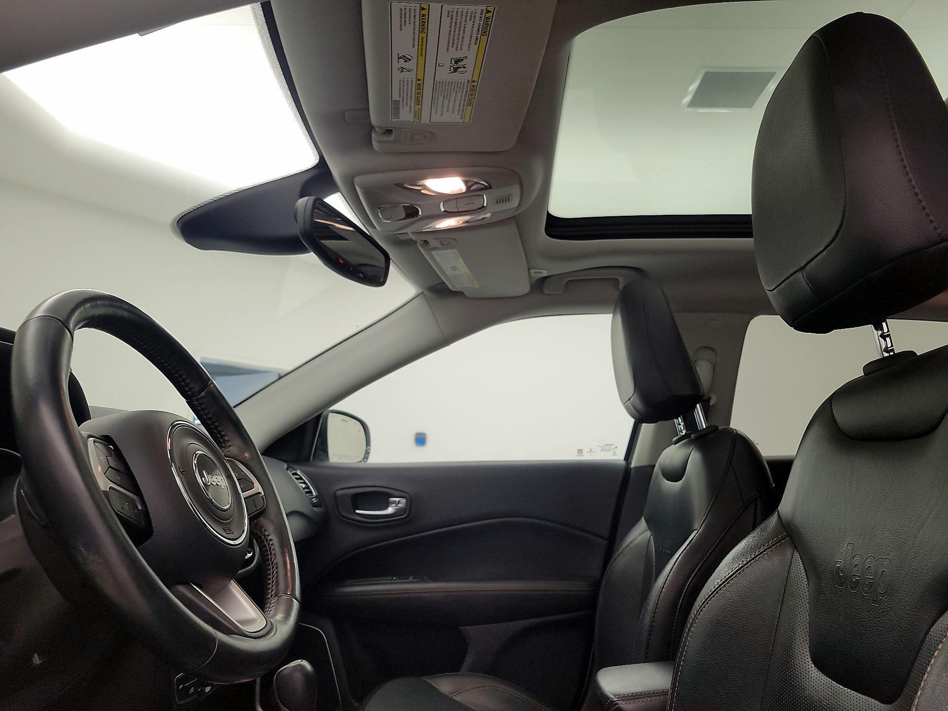 Thumbnail: 2018 Jeep Compass - 20