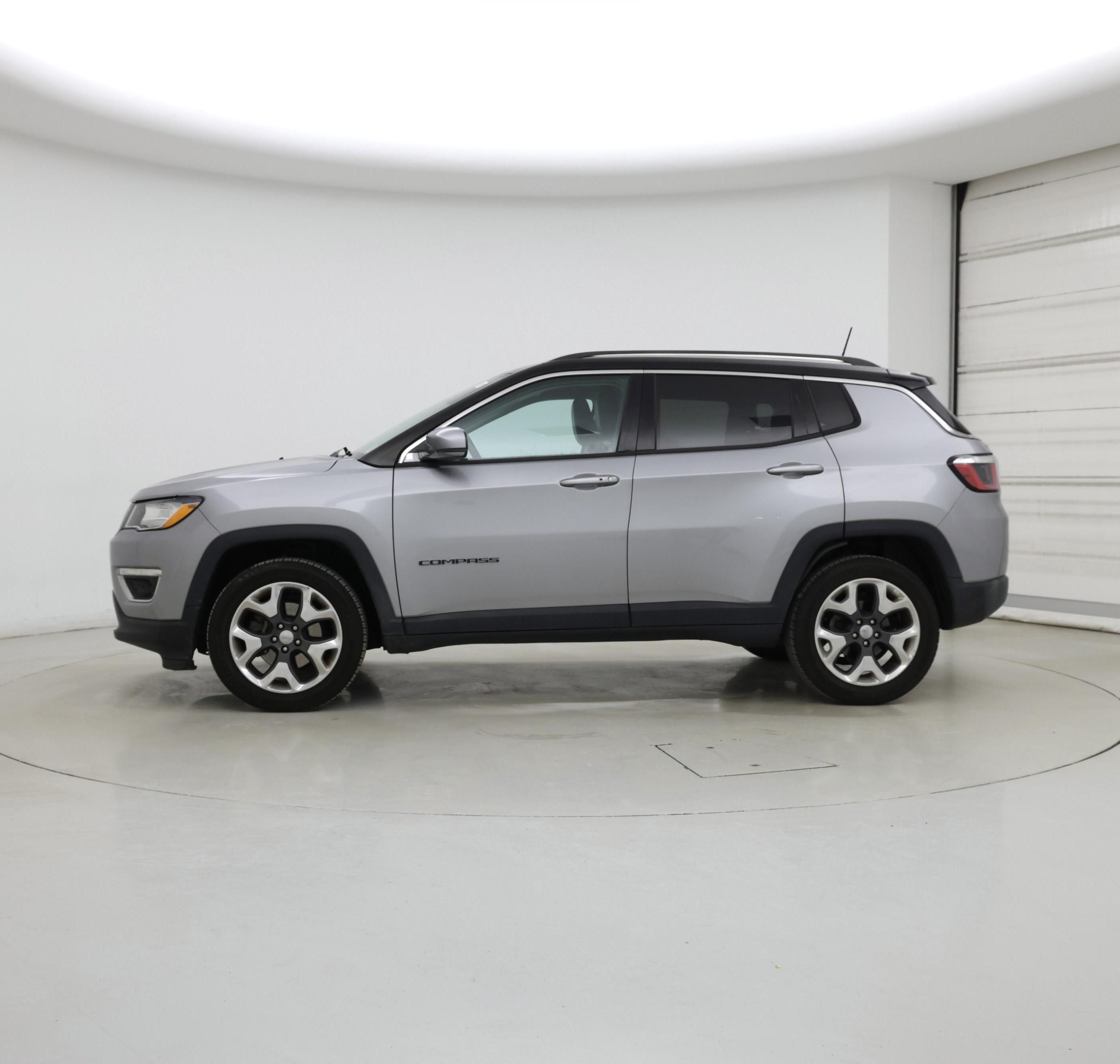 Thumbnail: 2018 Jeep Compass - 3