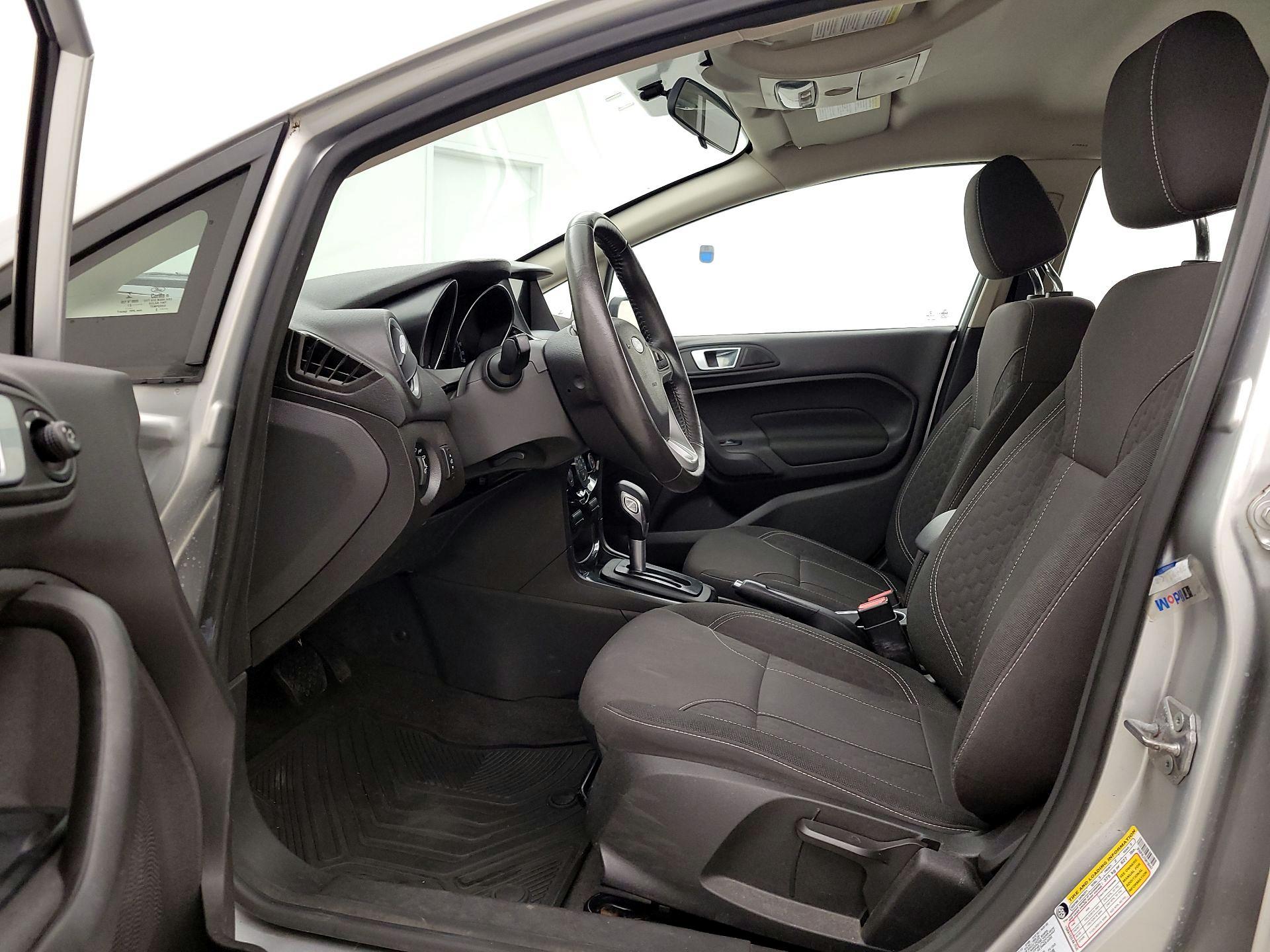 Thumbnail: 2016 Ford Fiesta - 11