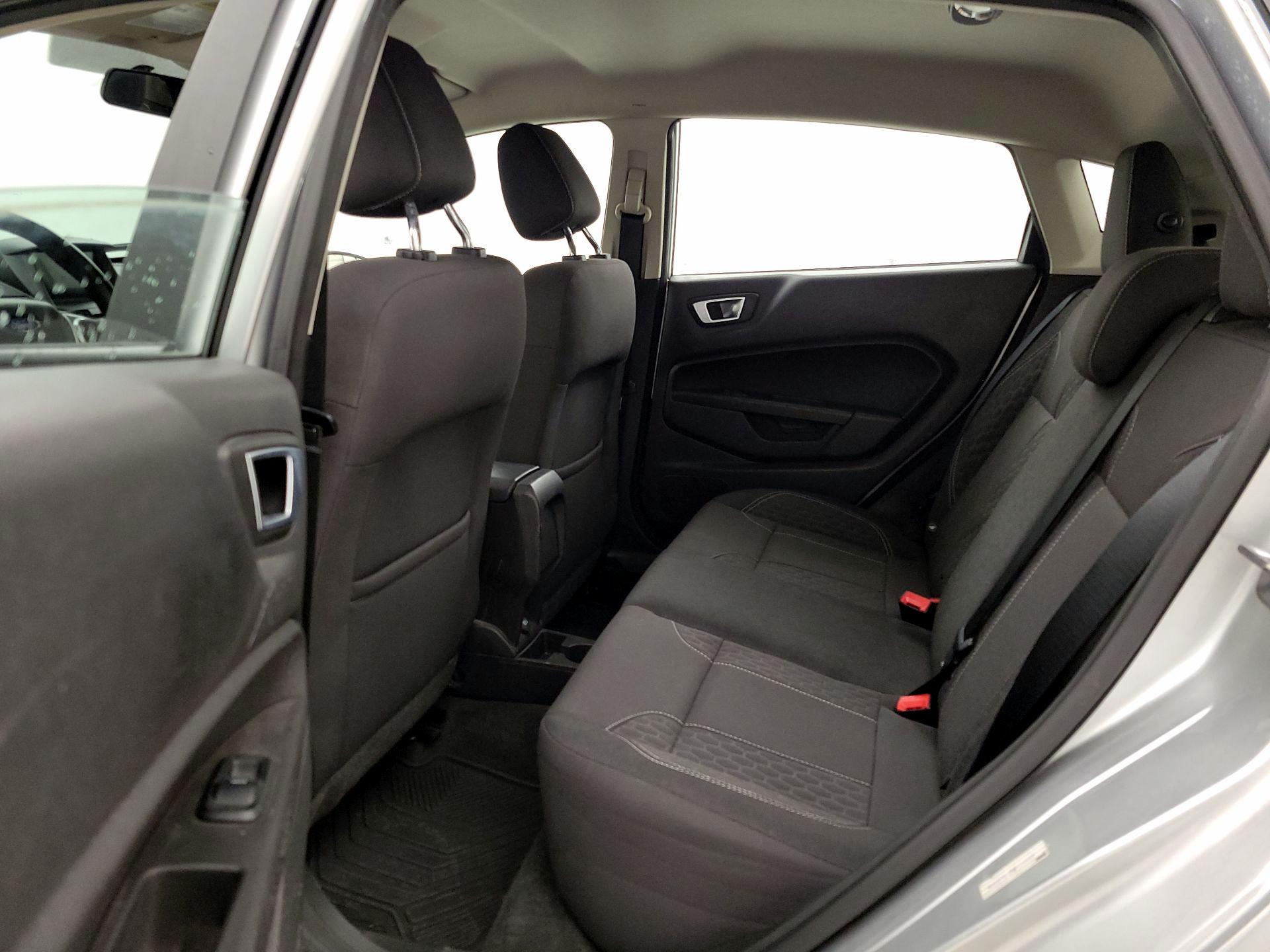 Thumbnail: 2016 Ford Fiesta - 19