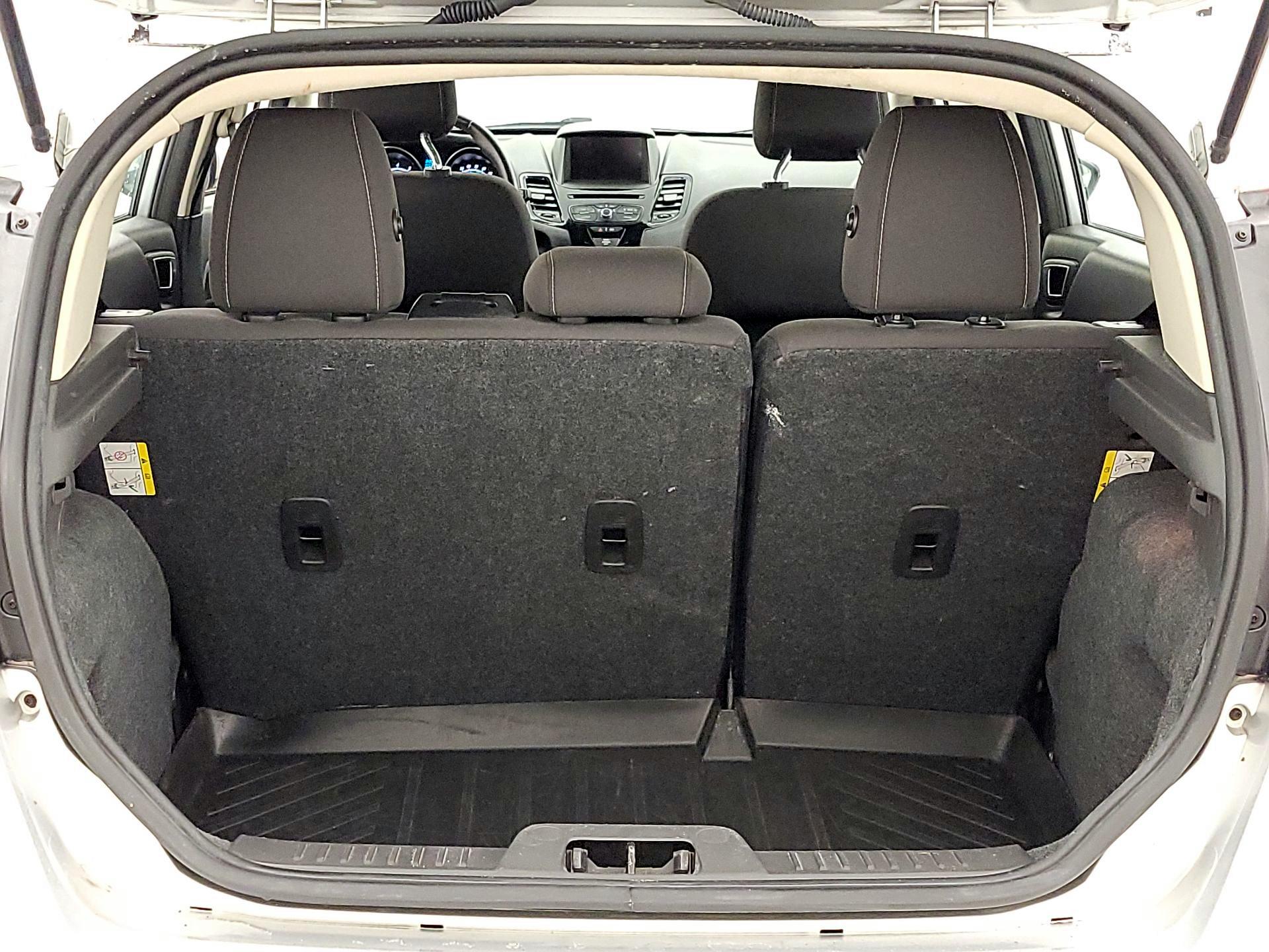 Thumbnail: 2016 Ford Fiesta - 20