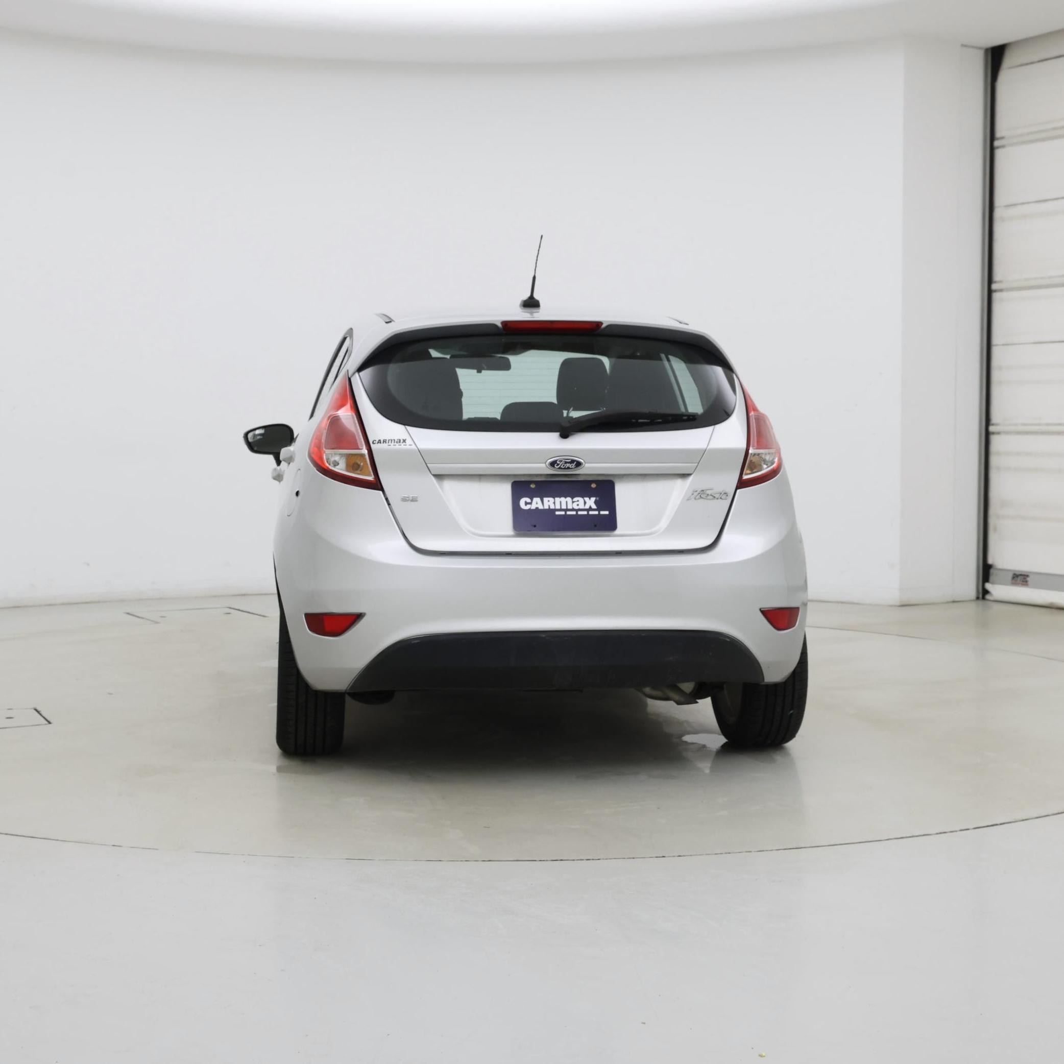 Thumbnail: 2016 Ford Fiesta - 6