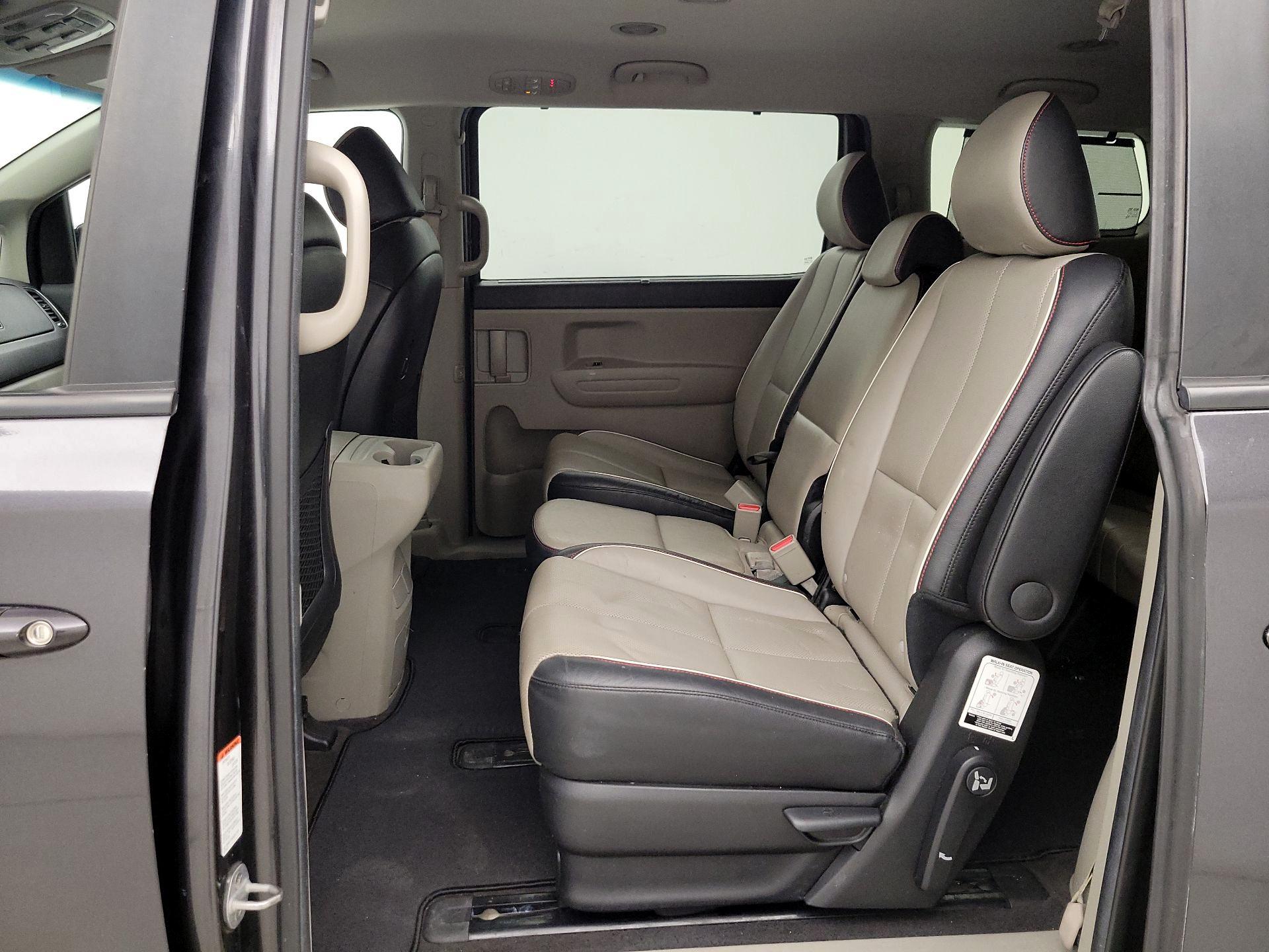 Thumbnail: 2020 Kia Sedona - 19