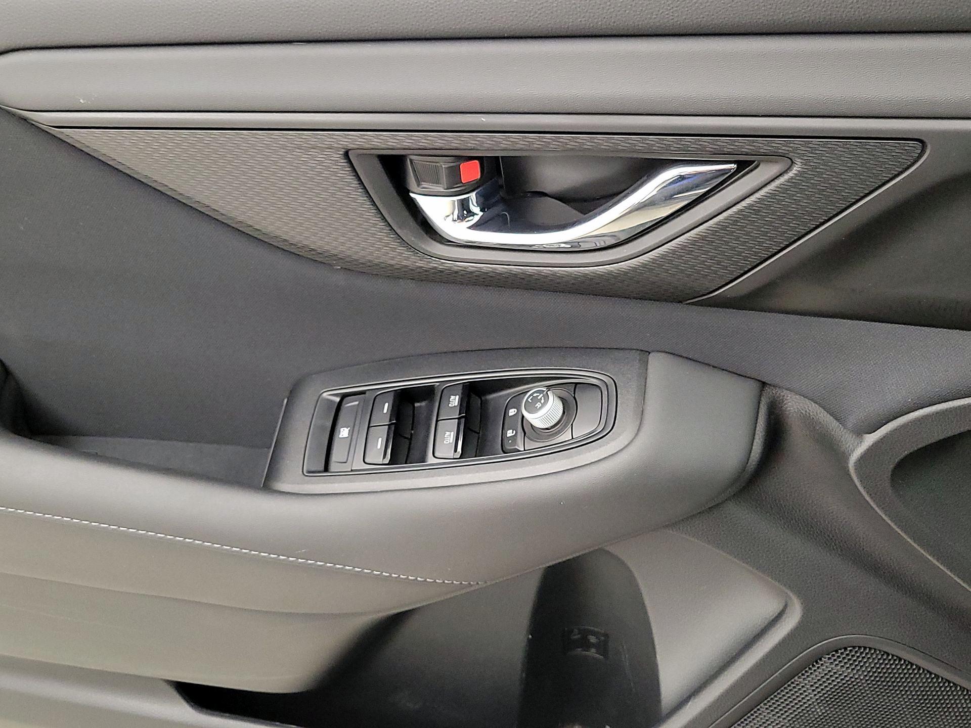 Thumbnail: 2020 Subaru Outback - 12