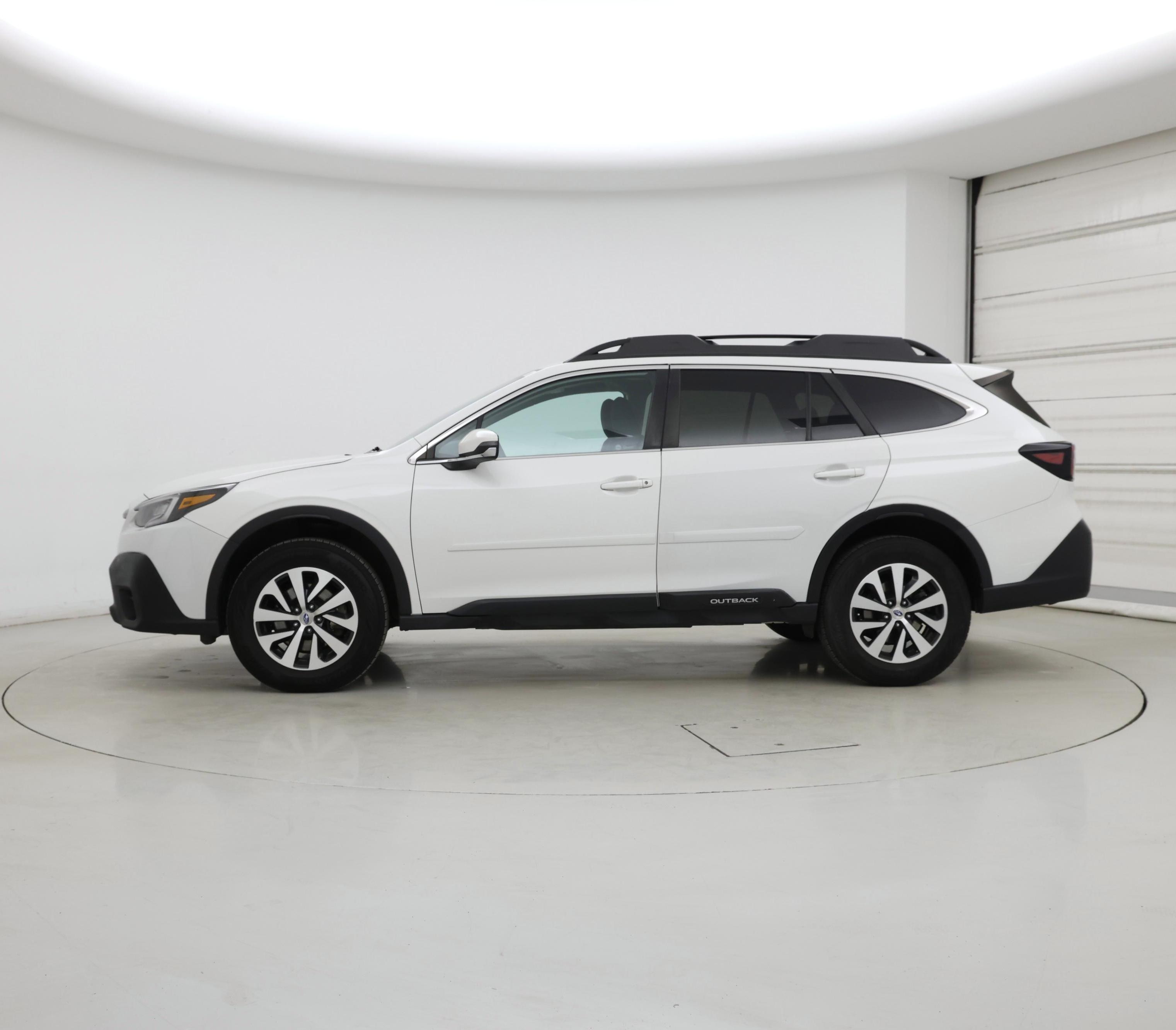 Thumbnail: 2020 Subaru Outback - 3