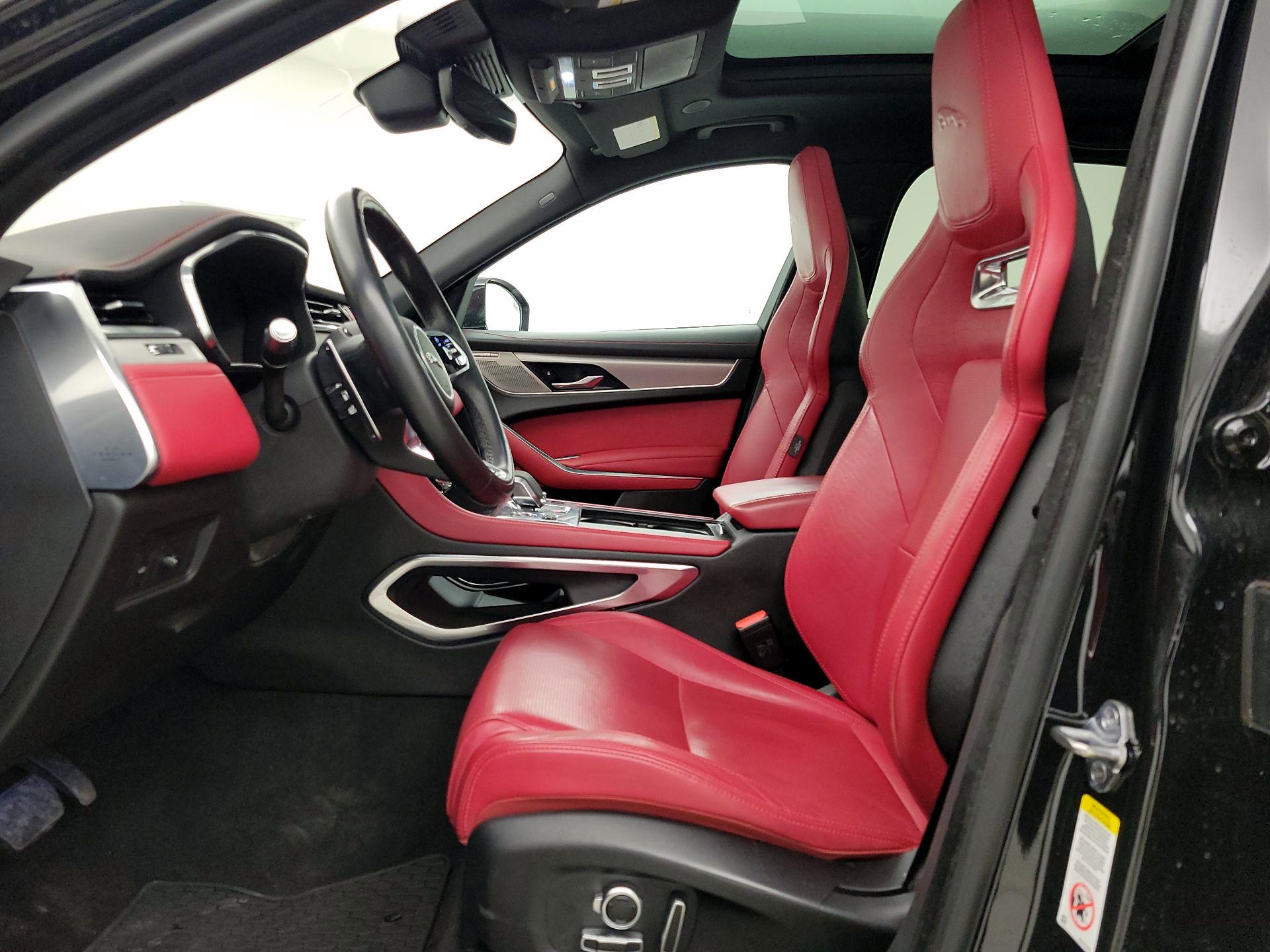 Thumbnail: 2021 Jaguar F-Pace - 11