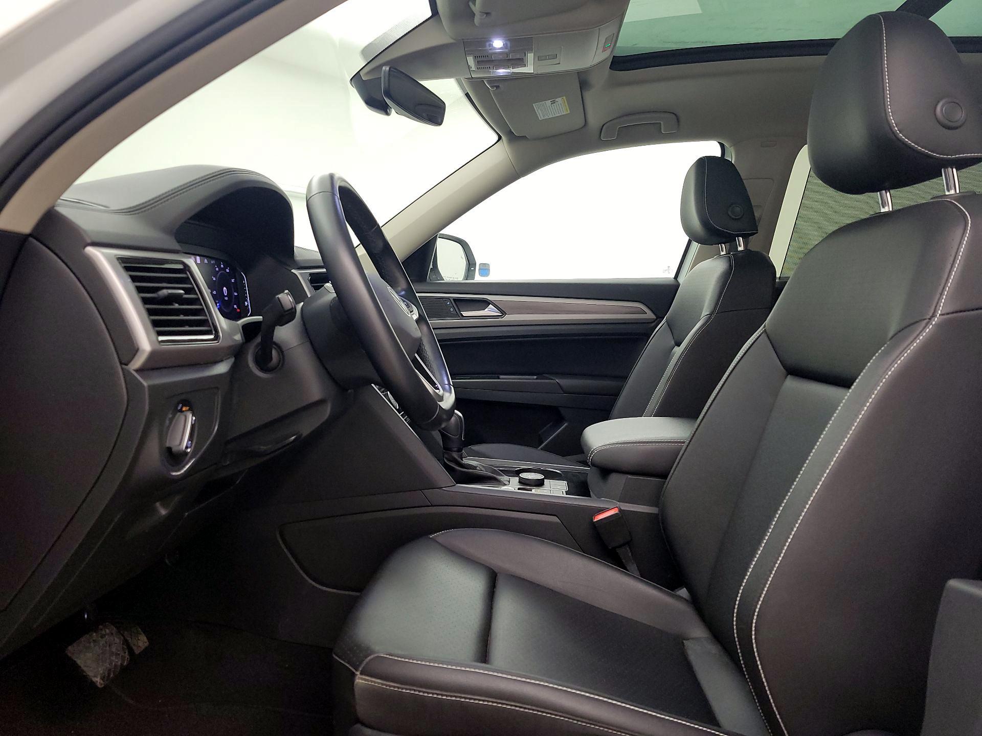 Thumbnail: 2021 Volkswagen Atlas - 11