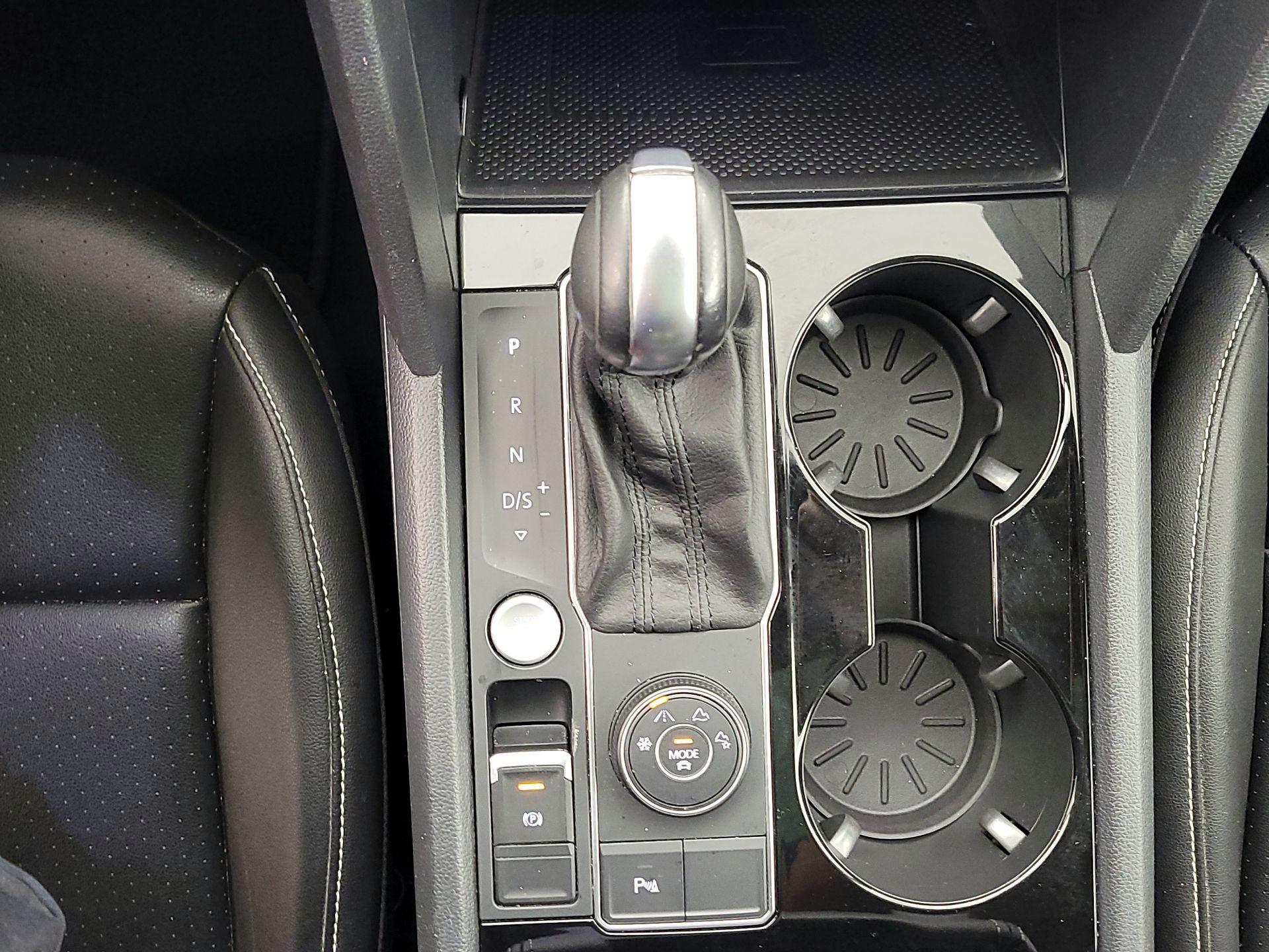 Thumbnail: 2021 Volkswagen Atlas - 18