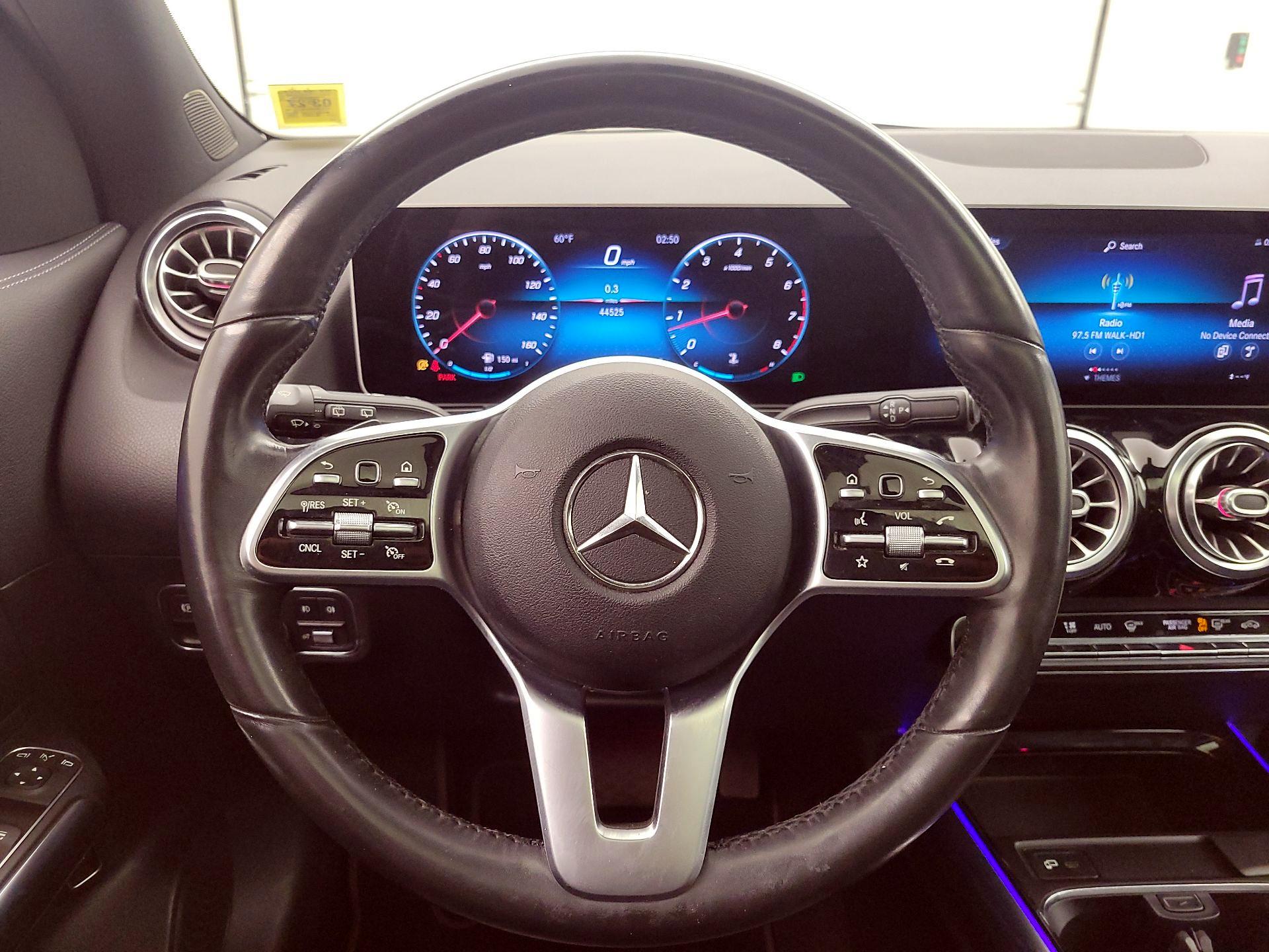 Thumbnail: 2021 Mercedes-Benz GLA - 10