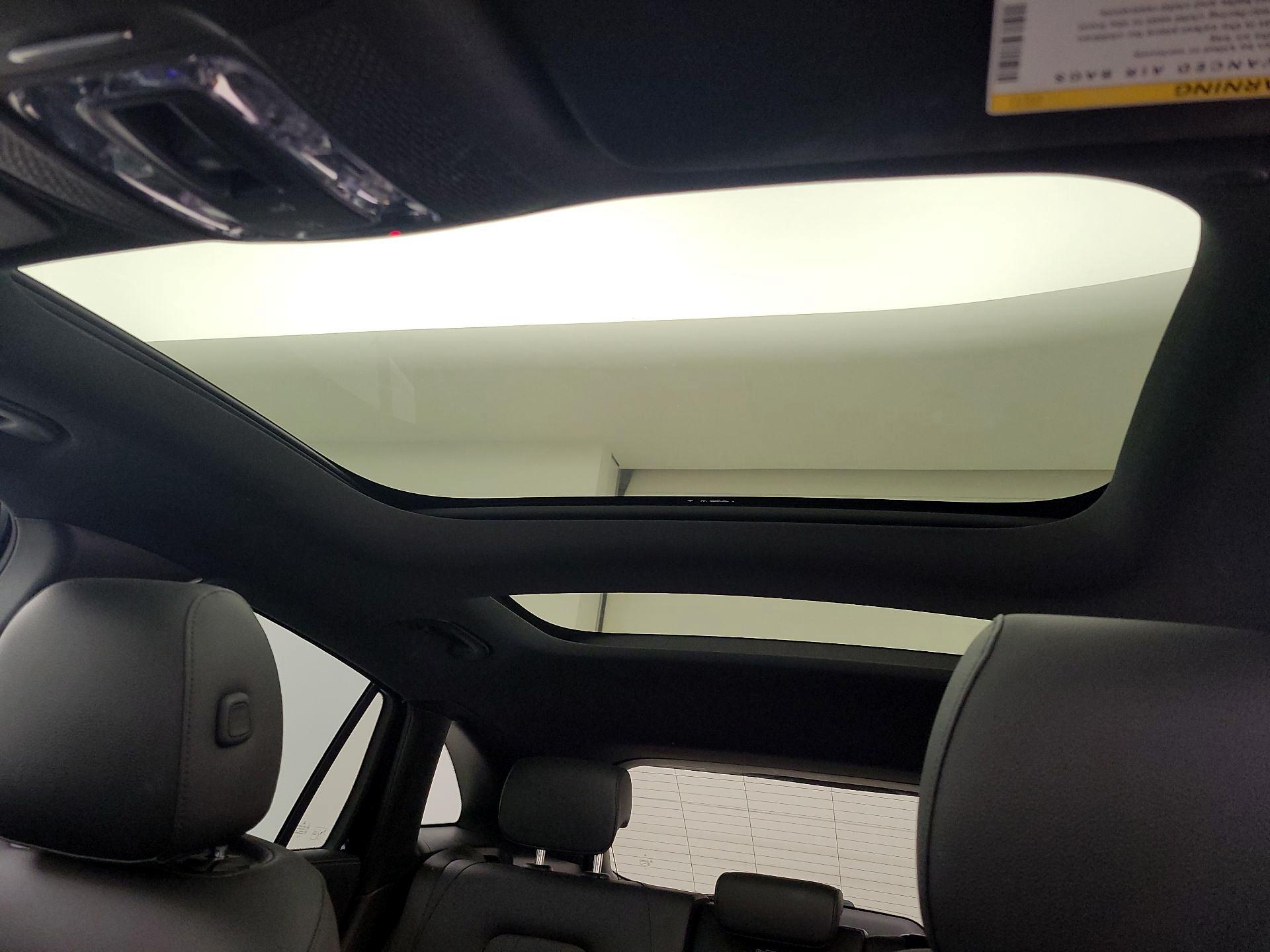 Thumbnail: 2021 Mercedes-Benz GLA - 19