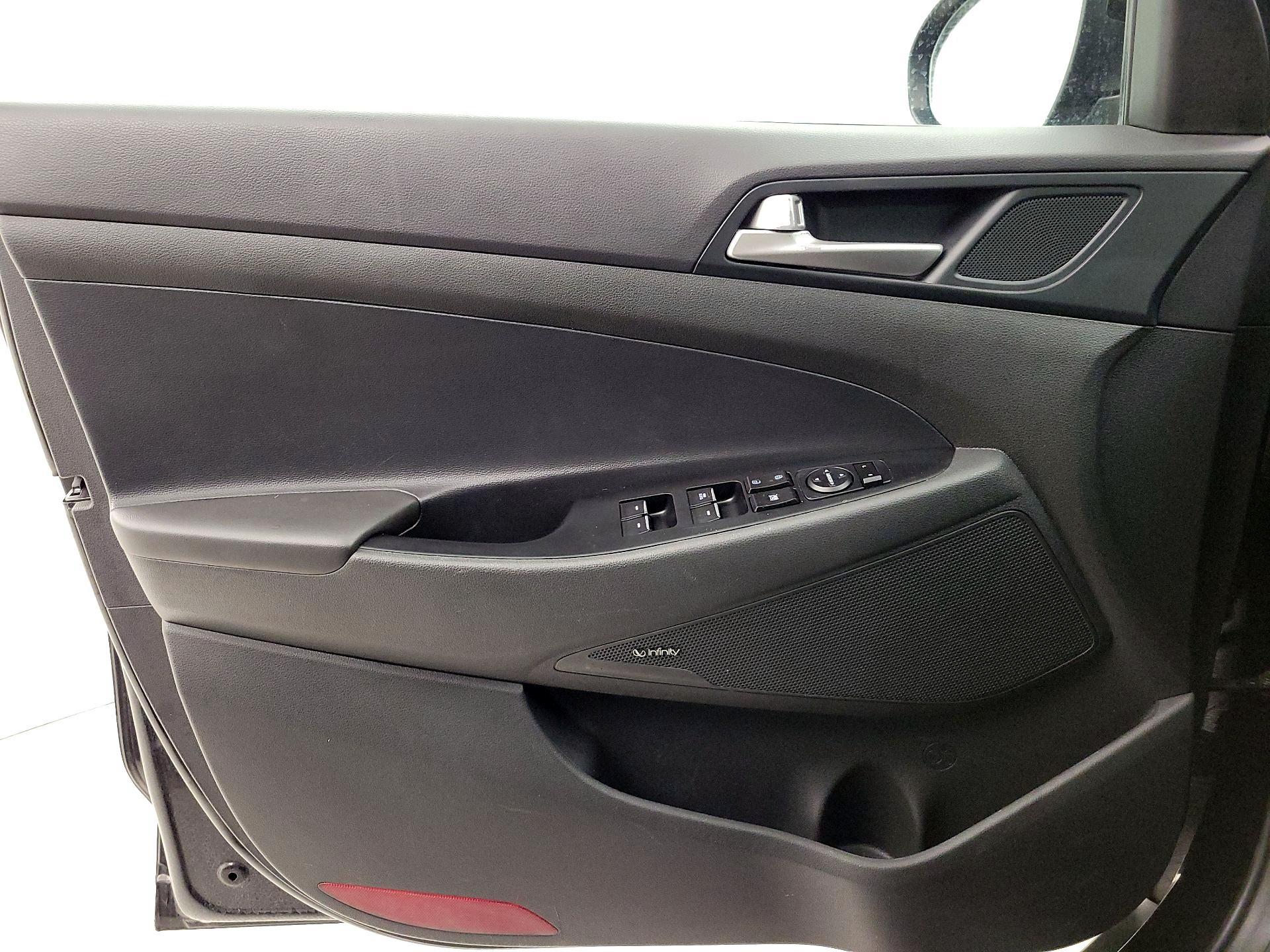 Thumbnail: 2021 Hyundai Tucson - 12