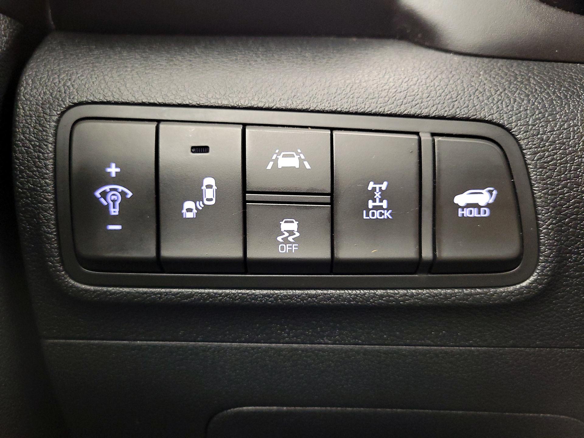 Thumbnail: 2021 Hyundai Tucson - 13