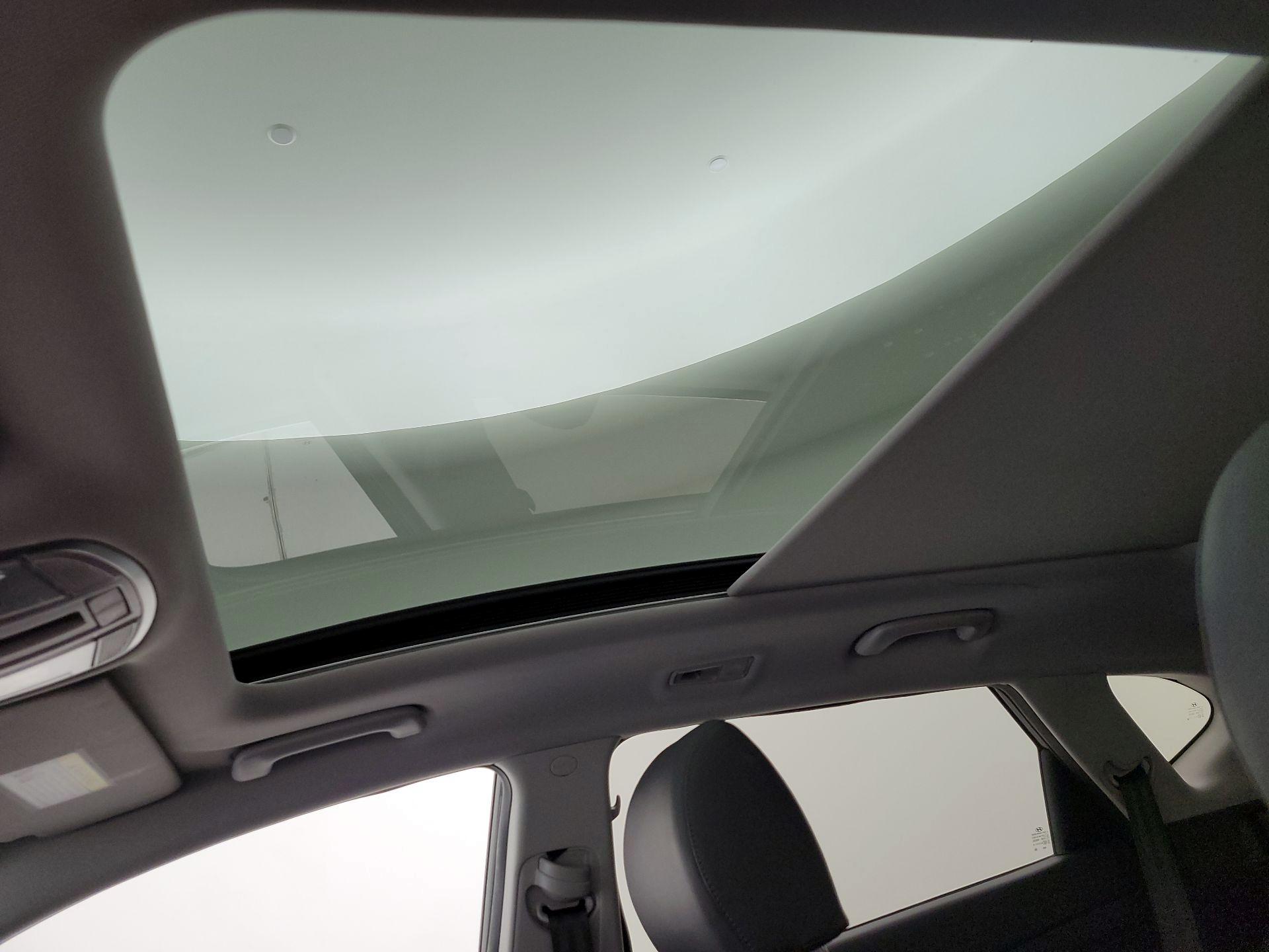 Thumbnail: 2021 Hyundai Tucson - 20