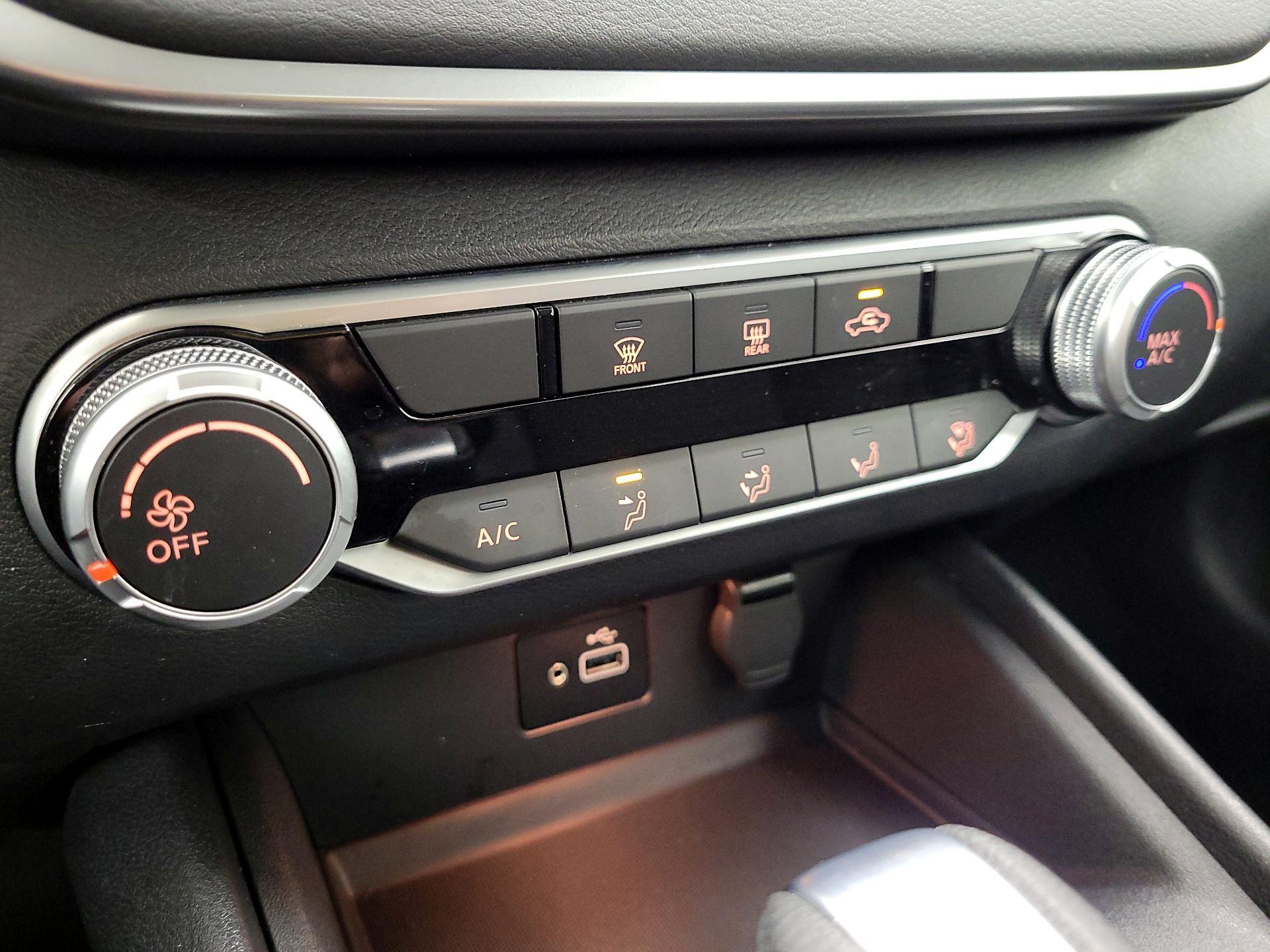 Thumbnail: 2021 Nissan Altima - 16