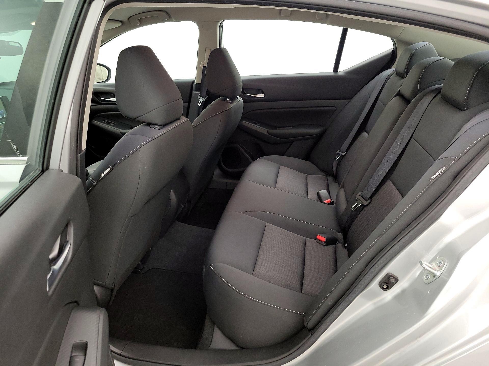 Thumbnail: 2021 Nissan Altima - 19