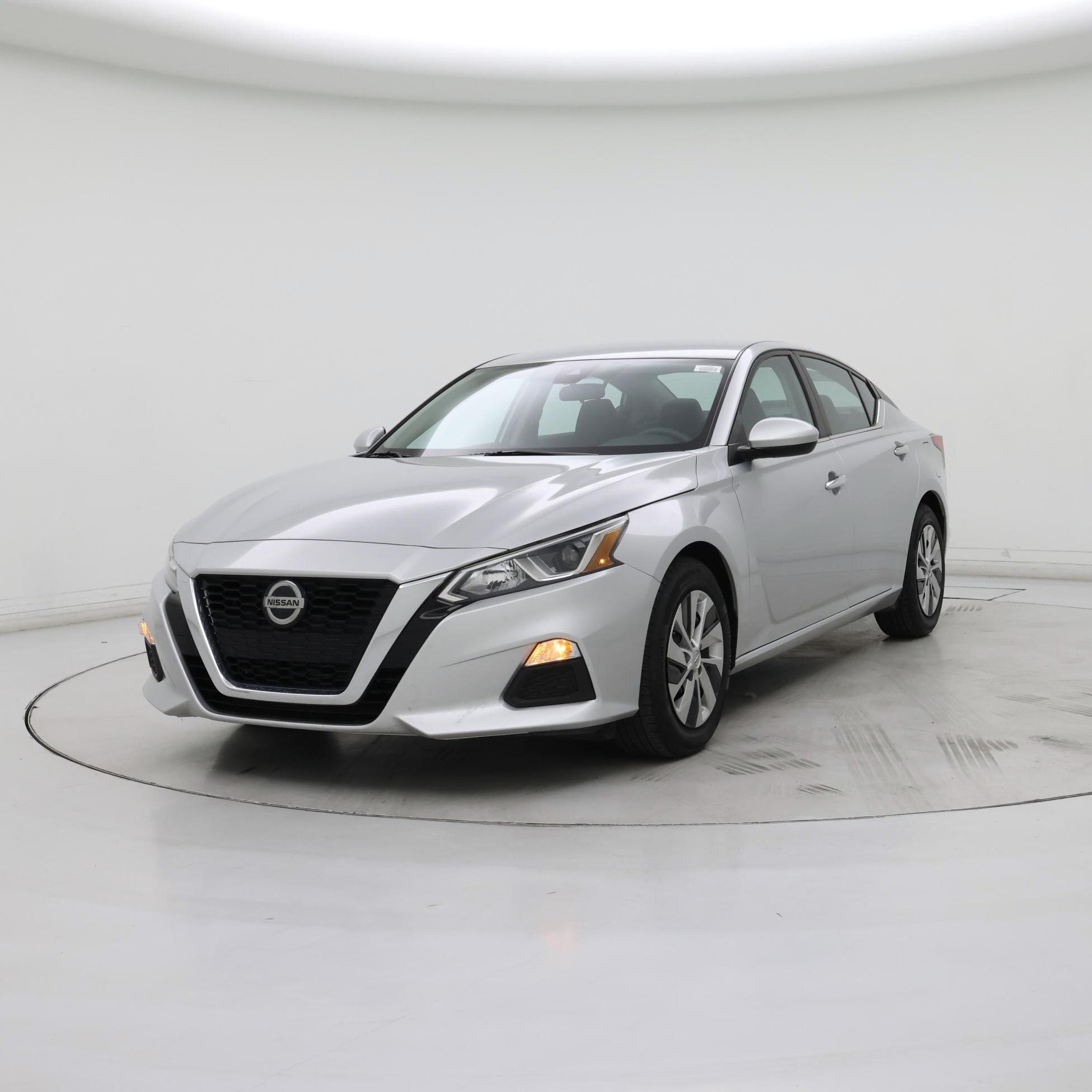 Thumbnail: 2021 Nissan Altima - 4