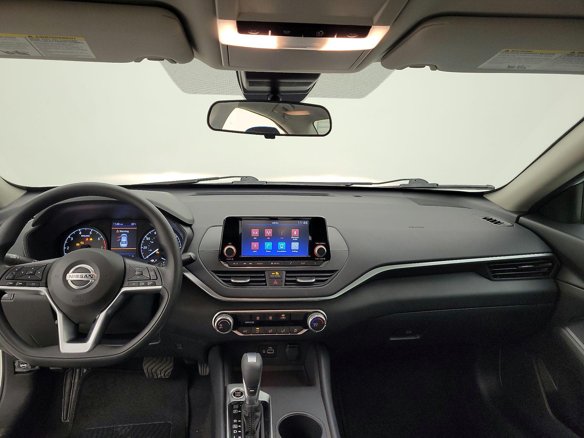 Thumbnail: 2021 Nissan Altima - 9