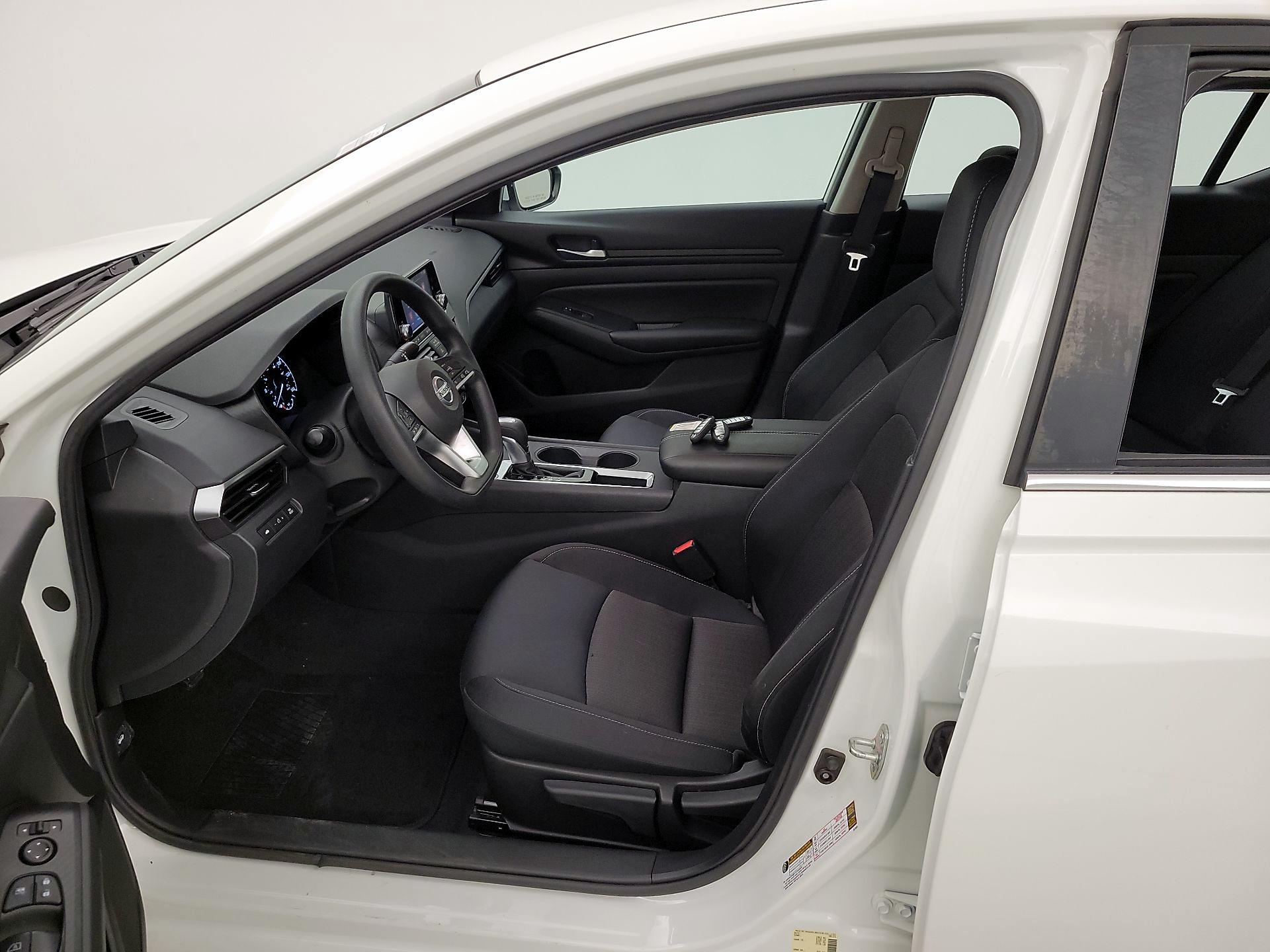 Thumbnail: 2021 Nissan Altima - 11