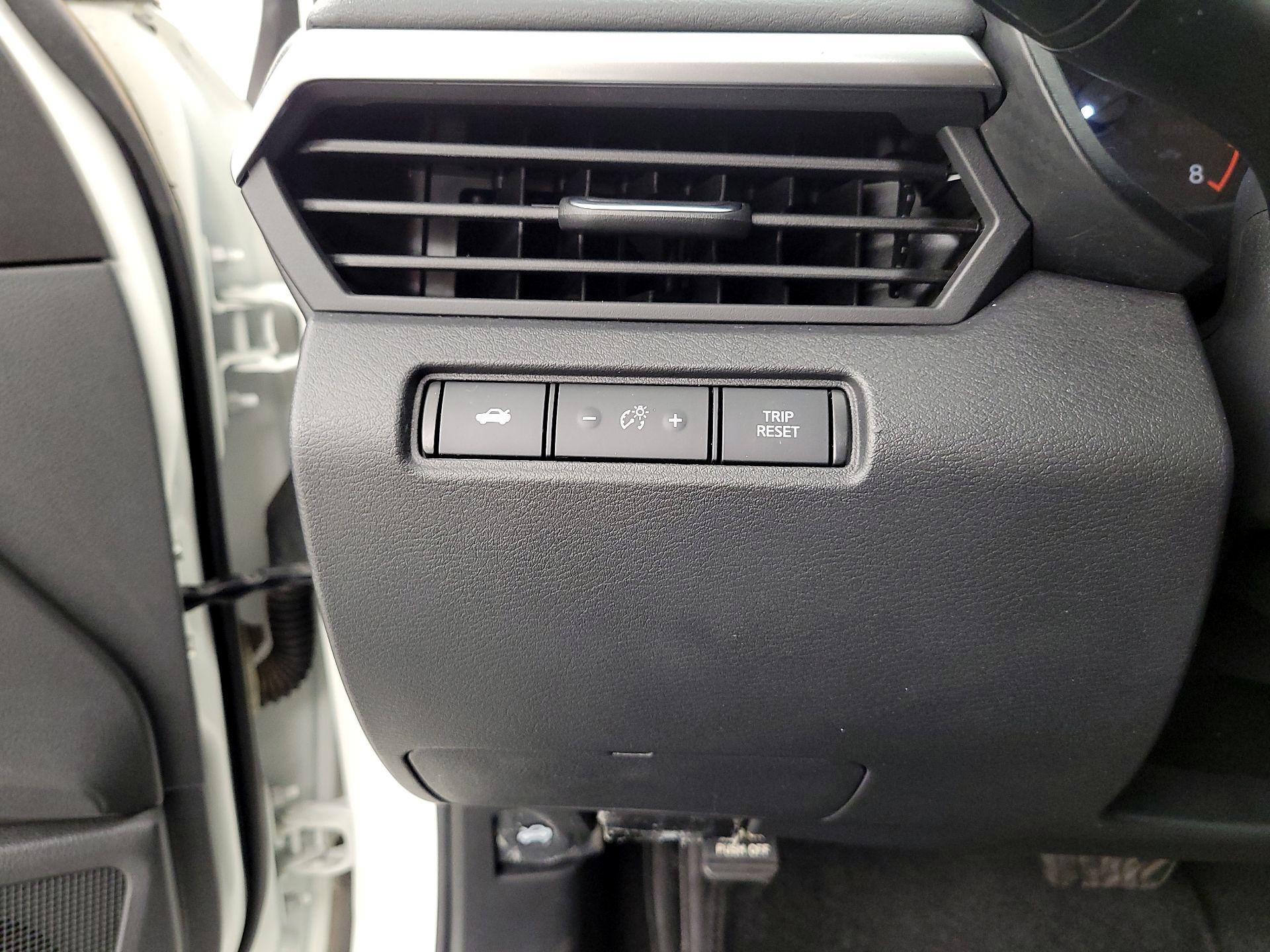 Thumbnail: 2021 Nissan Altima - 13