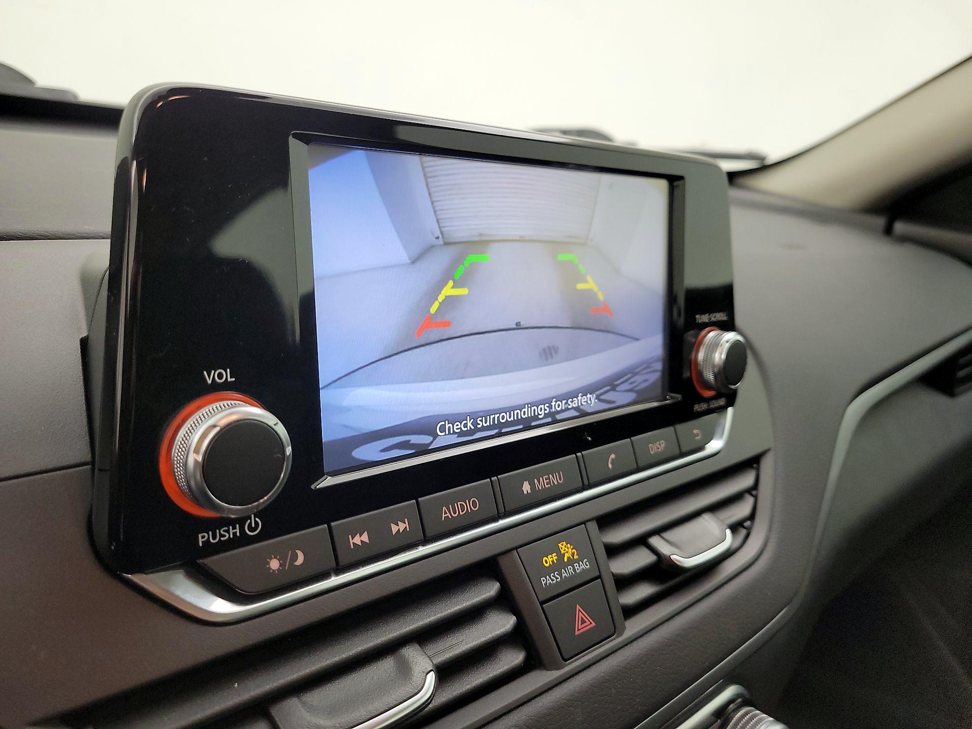 Thumbnail: 2021 Nissan Altima - 14