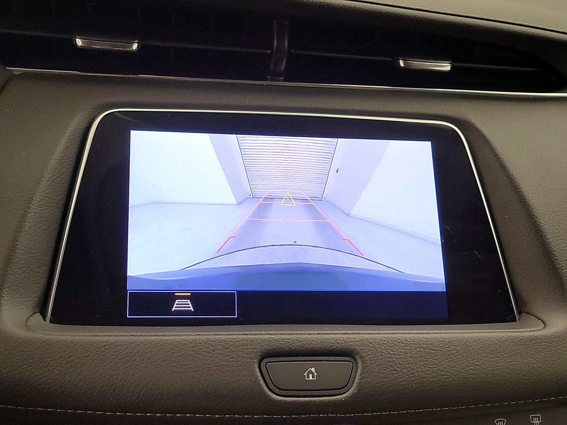 Thumbnail: 2023 Cadillac XT4 - 14