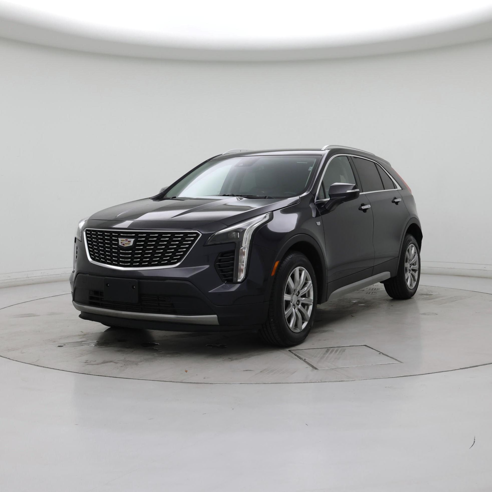 Thumbnail: 2023 Cadillac XT4 - 4