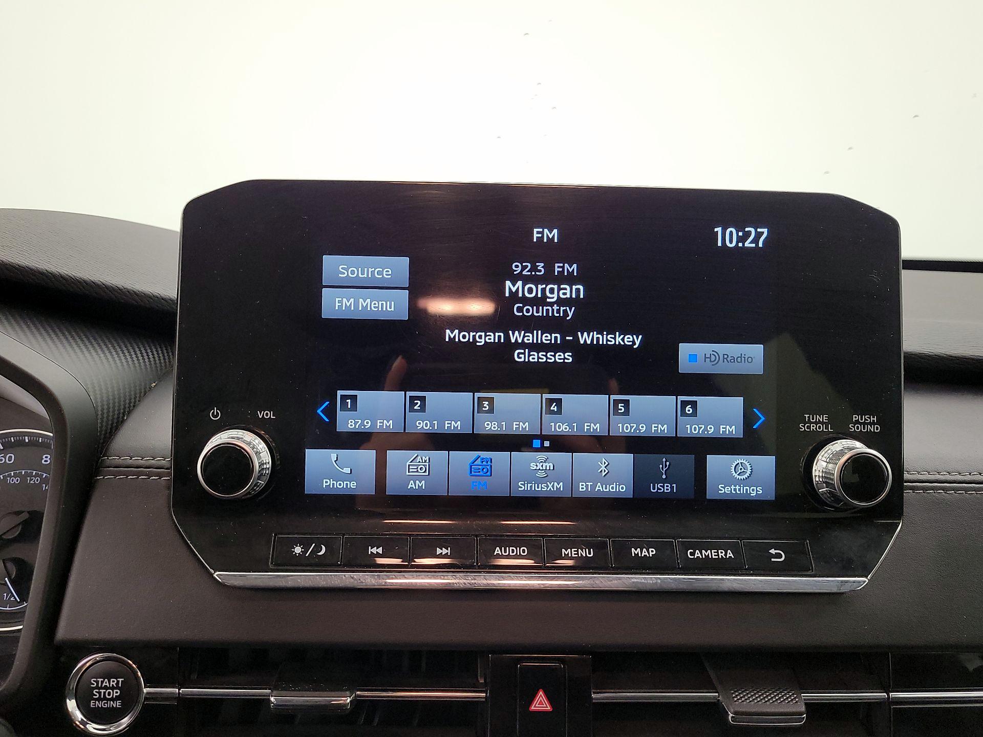 Thumbnail: 2024 Mitsubishi Outlander - 16