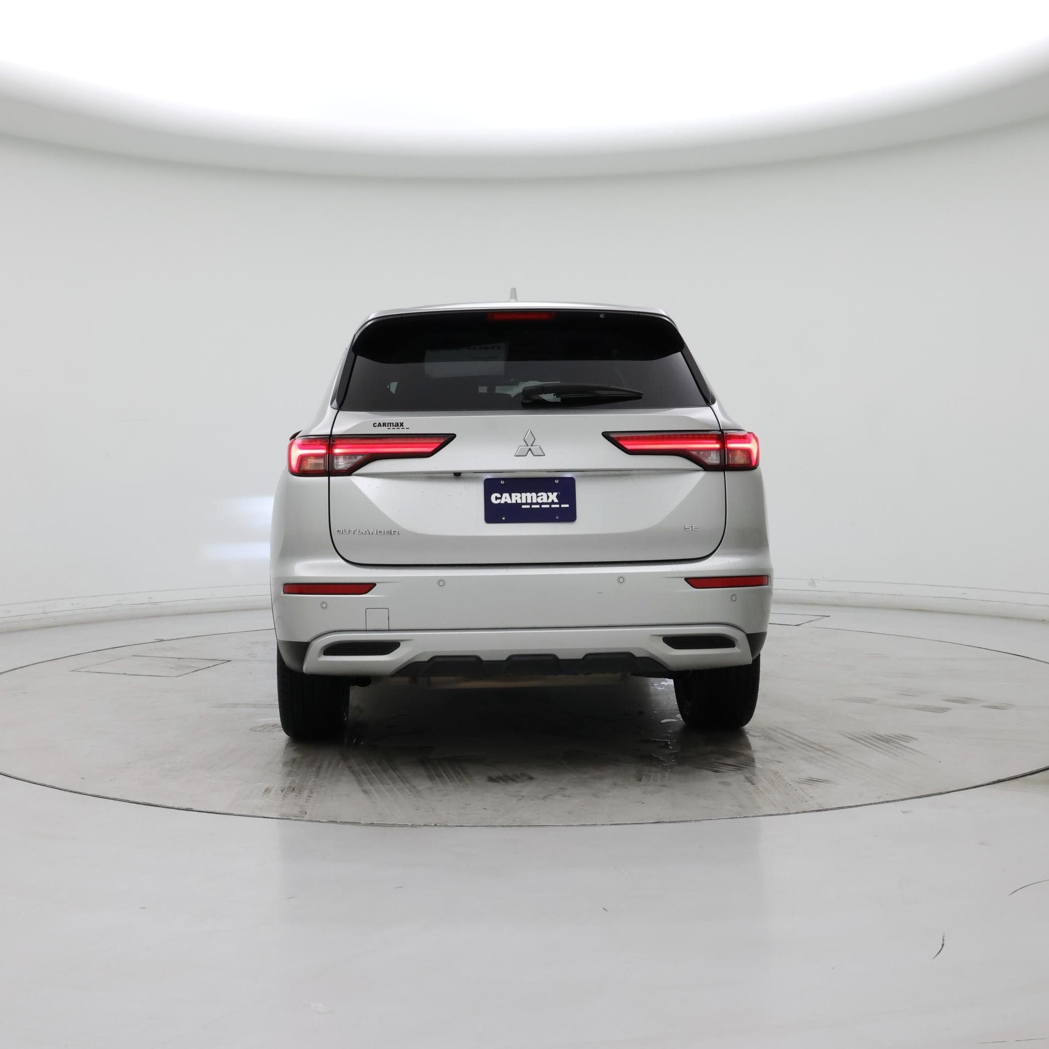 Thumbnail: 2024 Mitsubishi Outlander - 6