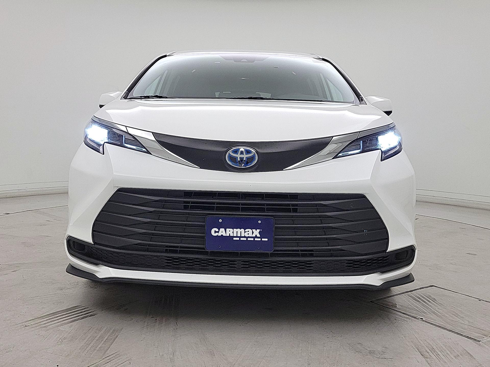 Thumbnail: 2024 Toyota Sienna - 2