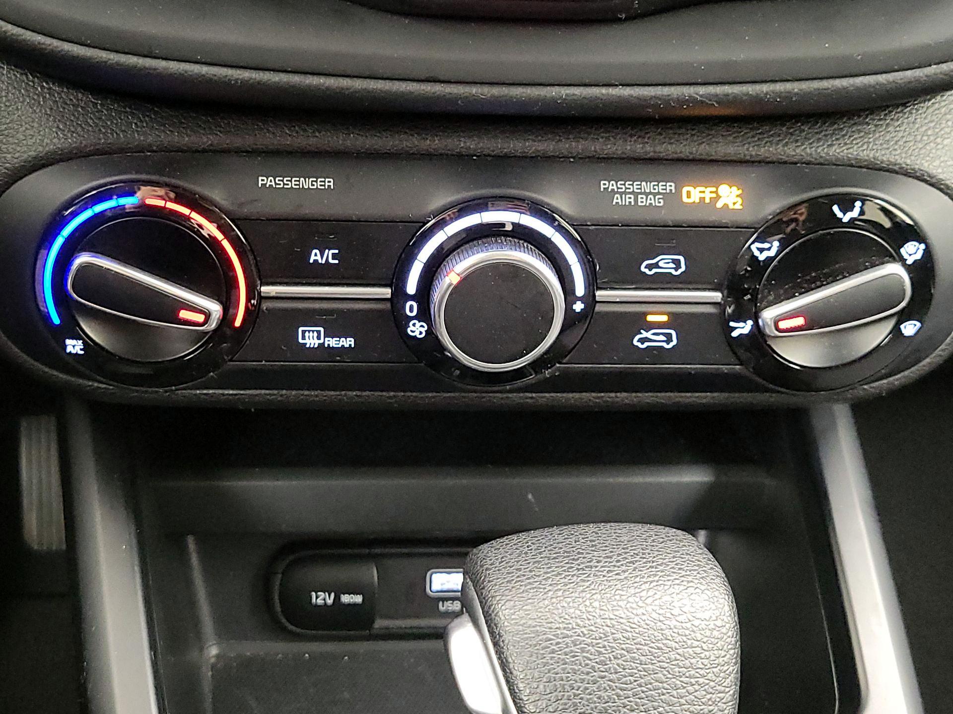 Thumbnail: 2024 Kia Soul - 16