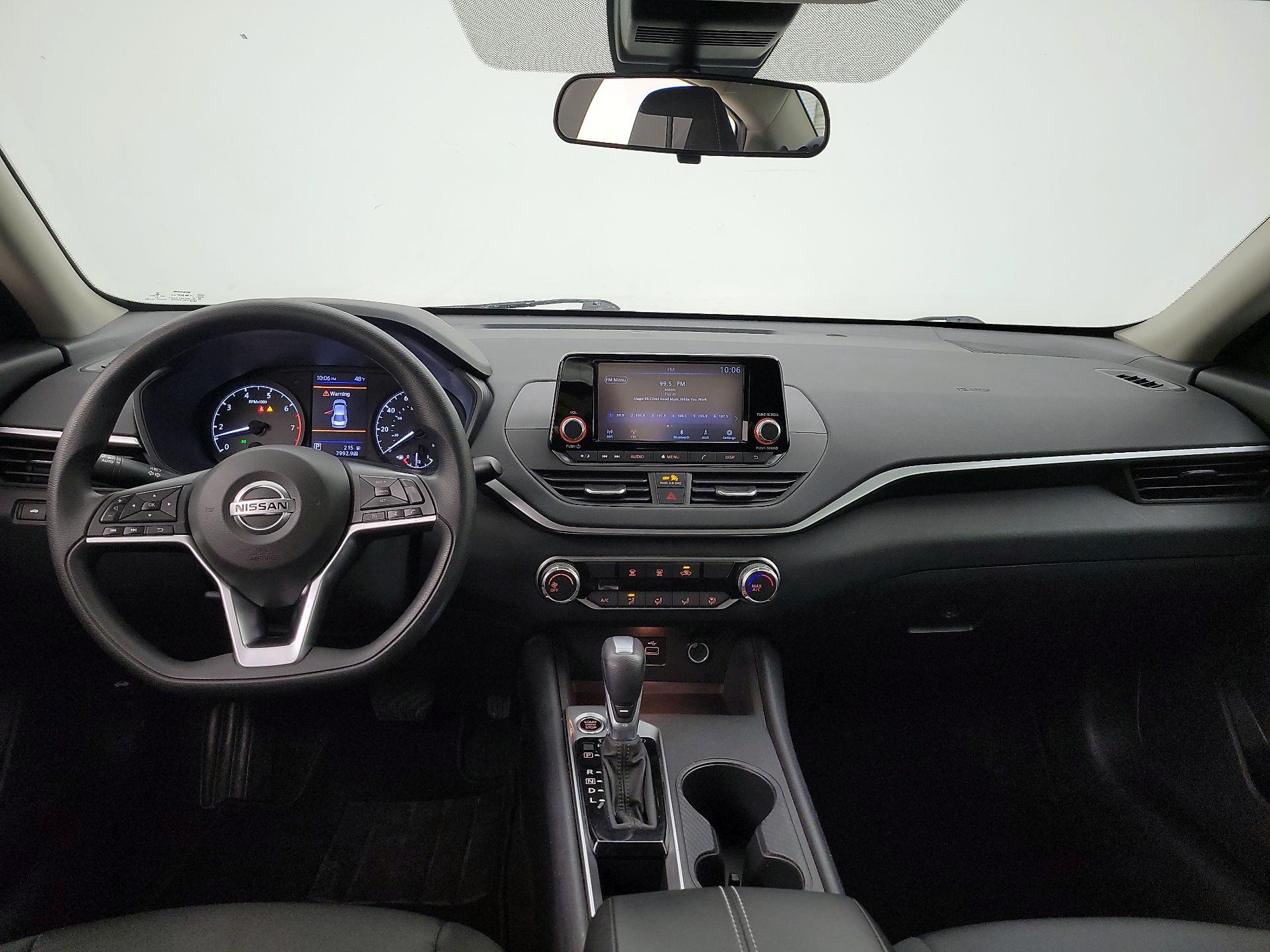 Thumbnail: 2021 Nissan Altima - 9